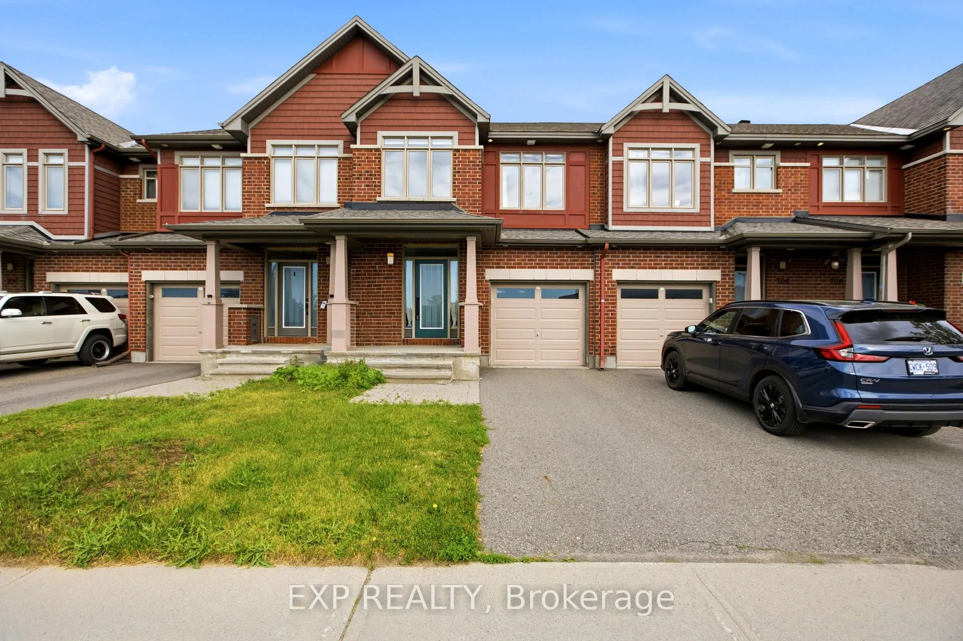 Photo 1 of 704 Brian Good Avenue, Ottawa, Riverside South/Gloucester Glen — HOMEH