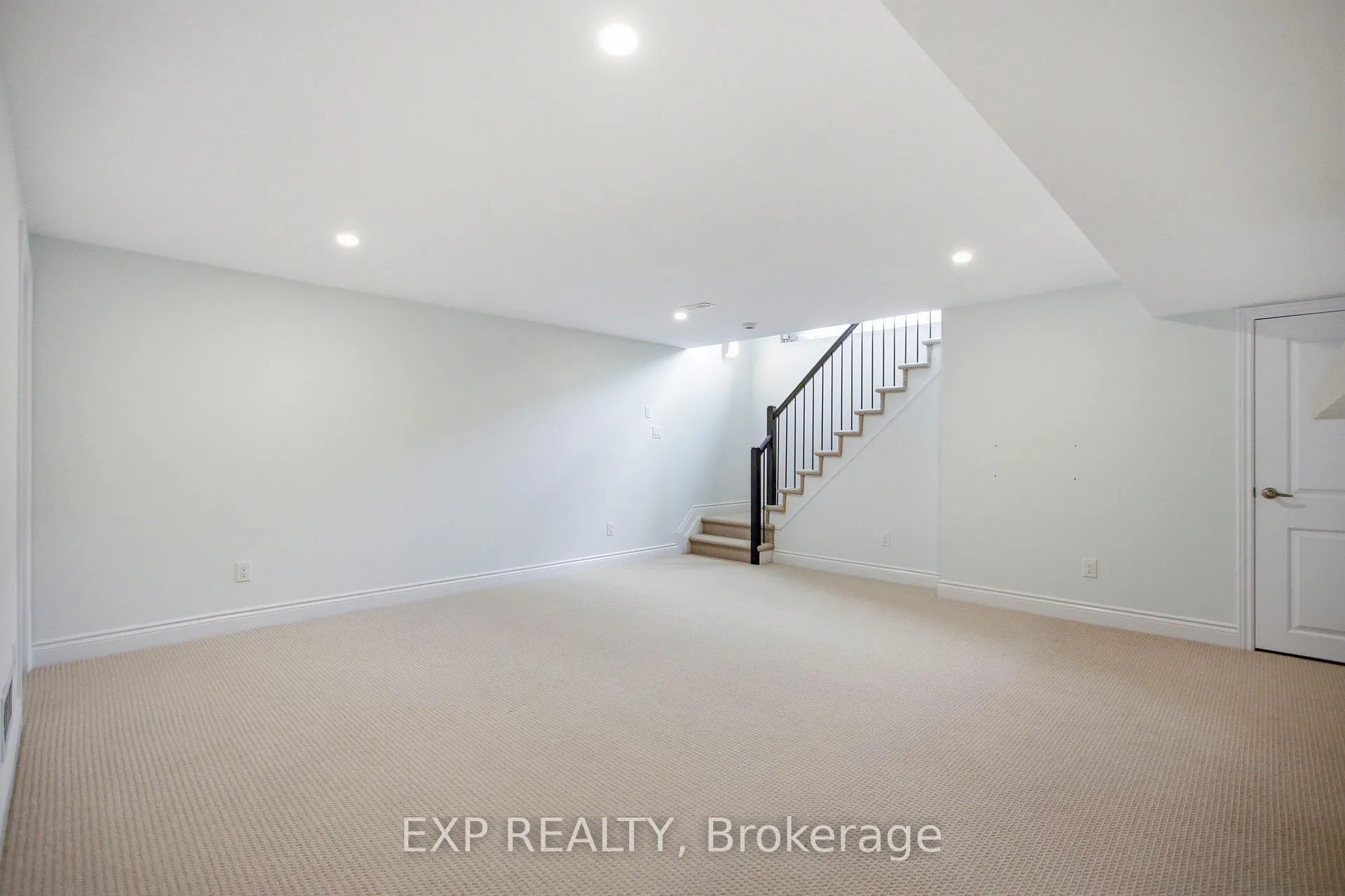 Photo 36 of 704 Brian Good Avenue, Ottawa, Riverside South/Gloucester Glen — HOMEH