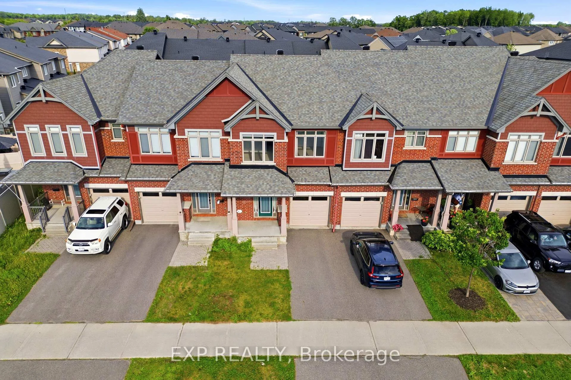 Photo 10 of 704 Brian Good Avenue, Ottawa, Riverside South/Gloucester Glen — HOMEH