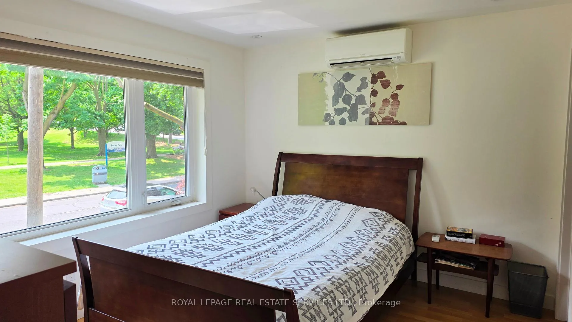 Photo 4 of 24 Morningside Avenue, Toronto, High Park-Swansea — HOMEH
