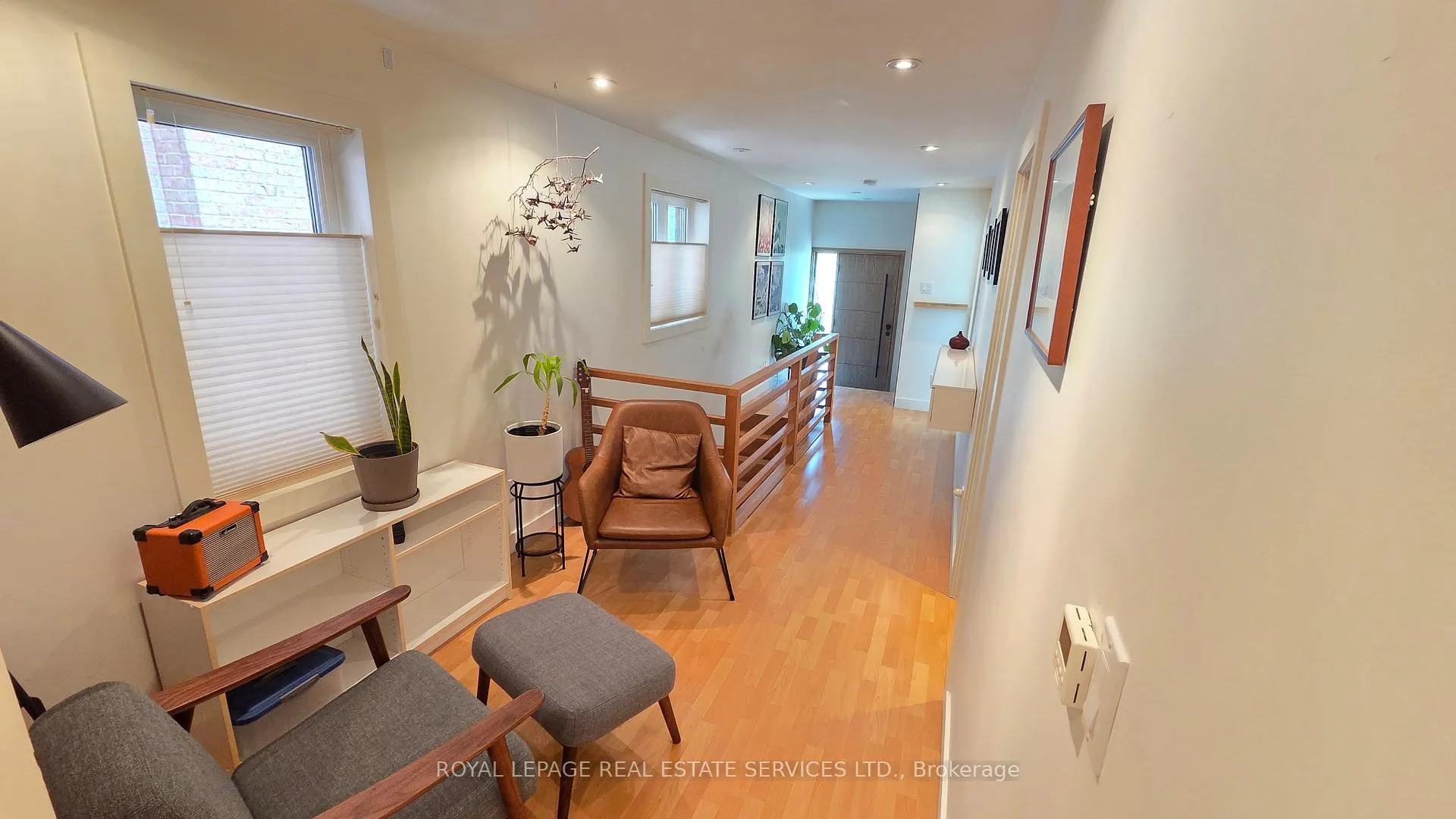 Photo 7 of 24 Morningside Avenue, Toronto, High Park-Swansea — HOMEH