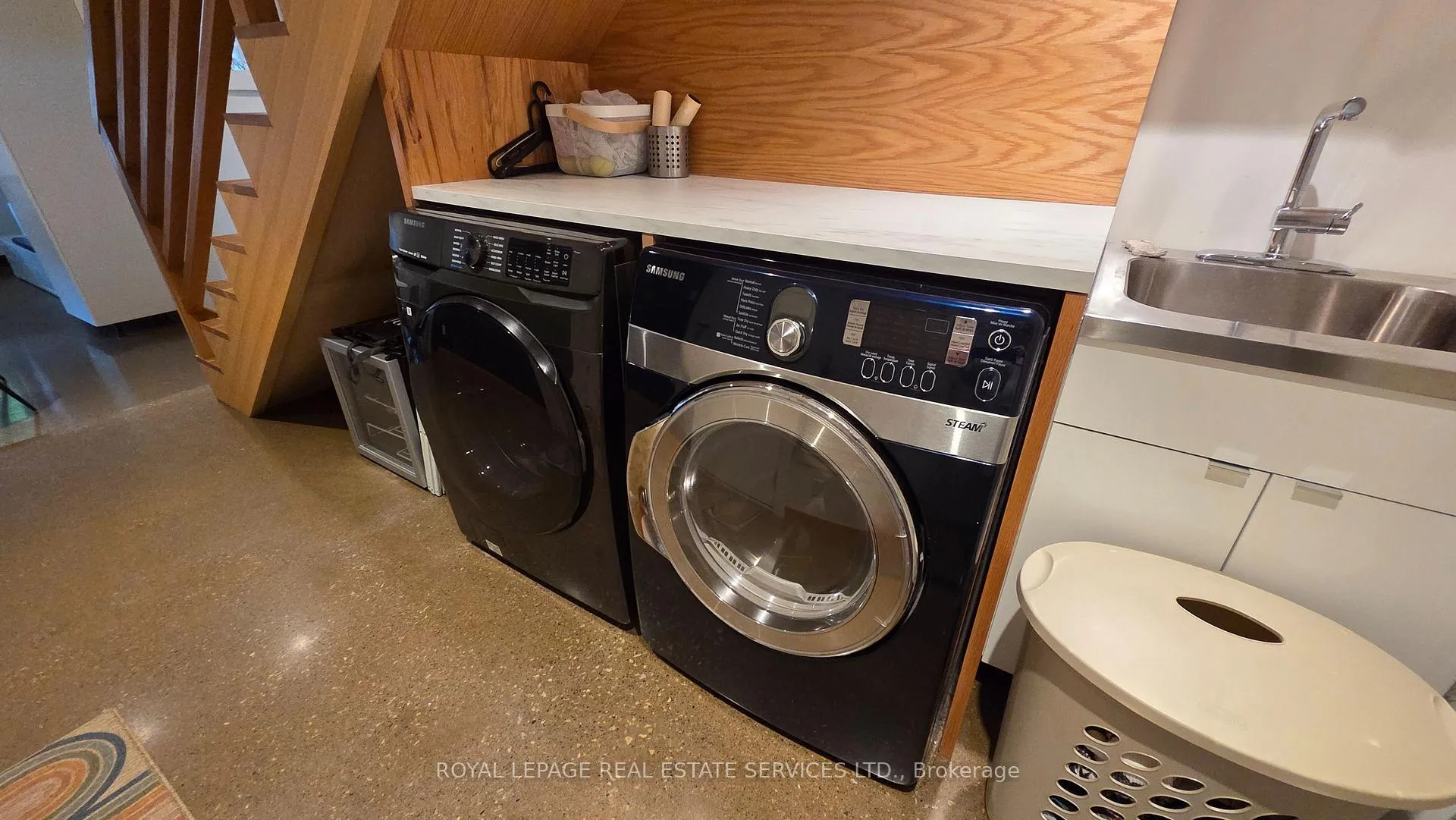 Photo 40 of 24 Morningside Avenue, Toronto, High Park-Swansea — HOMEH