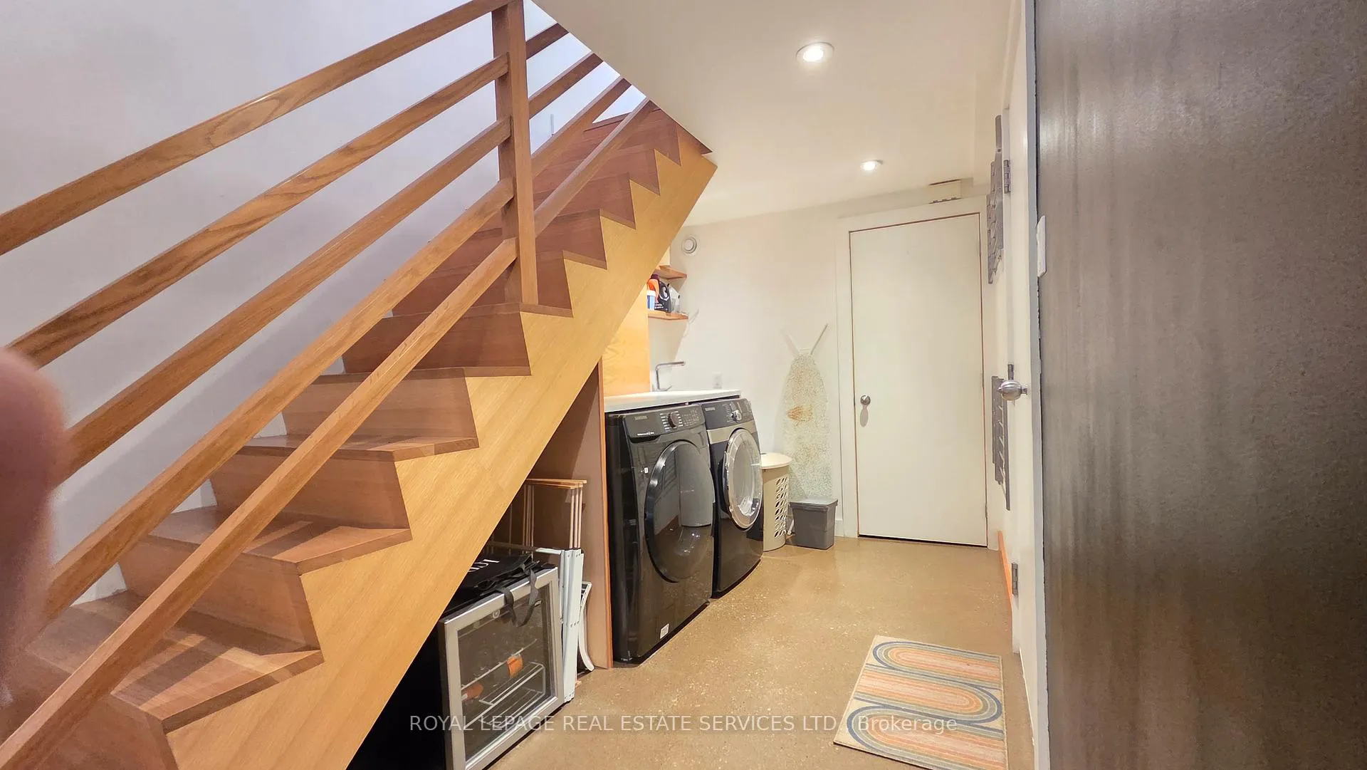 Photo 41 of 24 Morningside Avenue, Toronto, High Park-Swansea — HOMEH