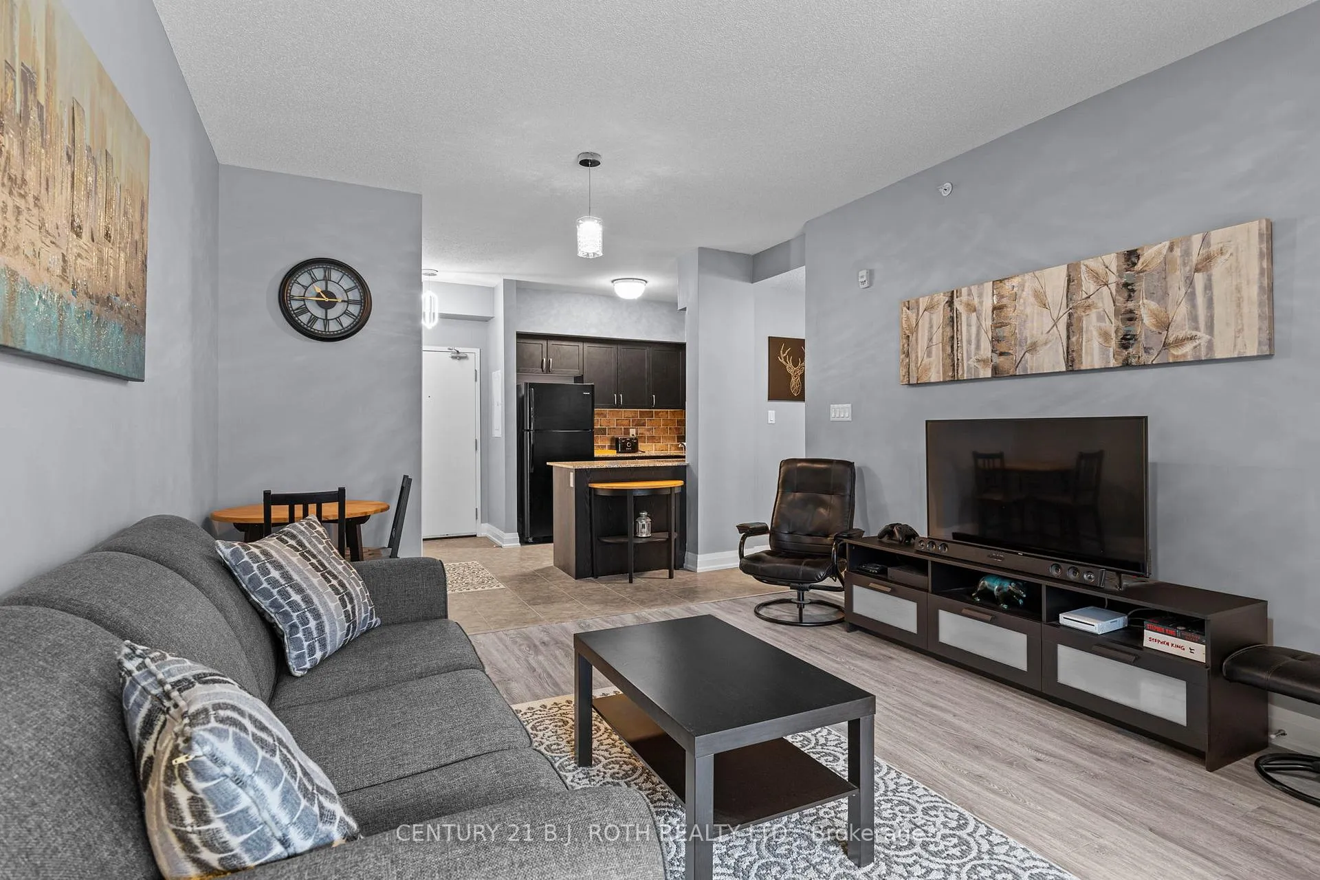 Photo 12 of Unit 307, 300 Essa Road, Barrie, 400 West — HOMEH