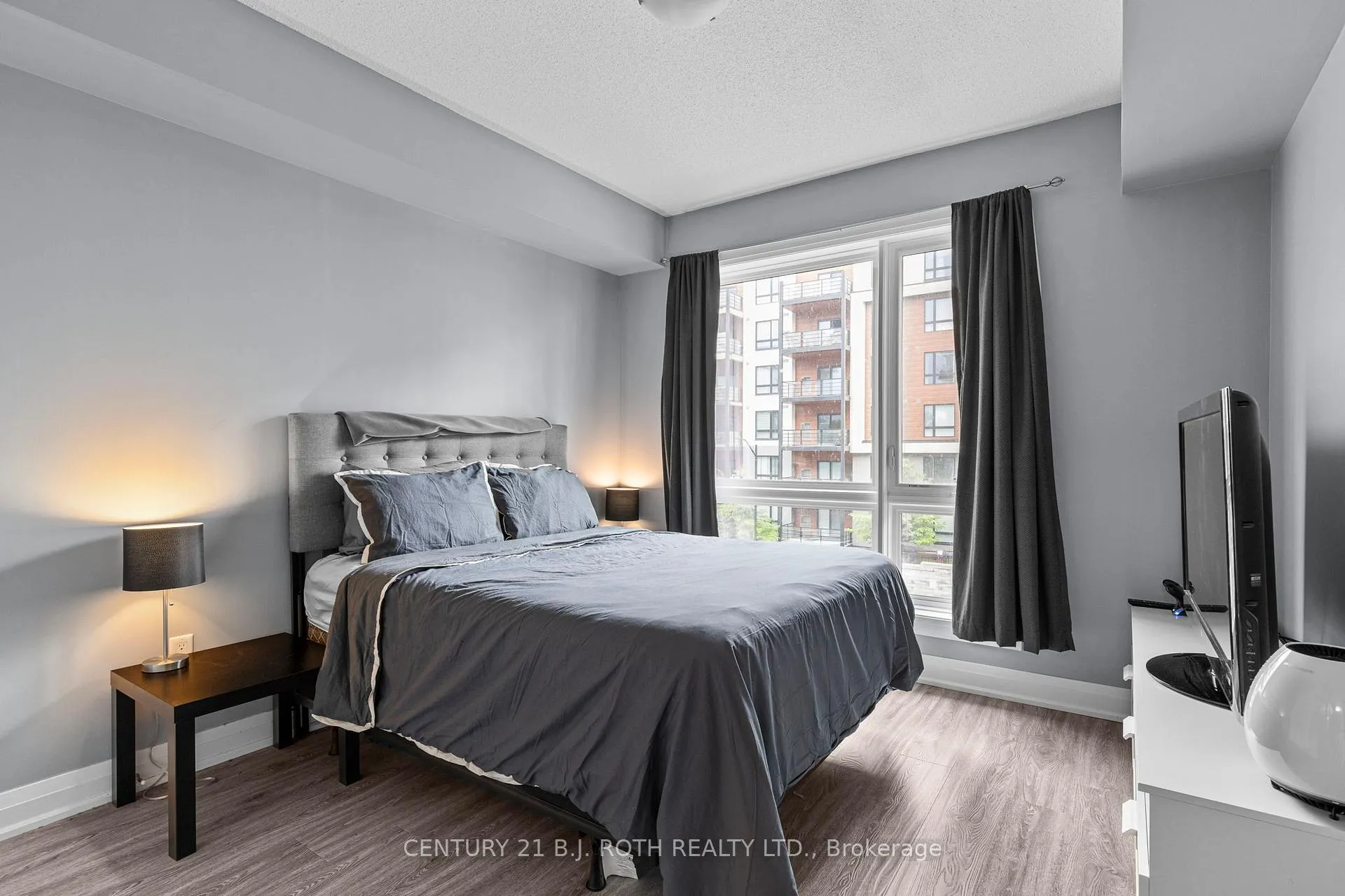 Photo 13 of Unit 307, 300 Essa Road, Barrie, 400 West — HOMEH