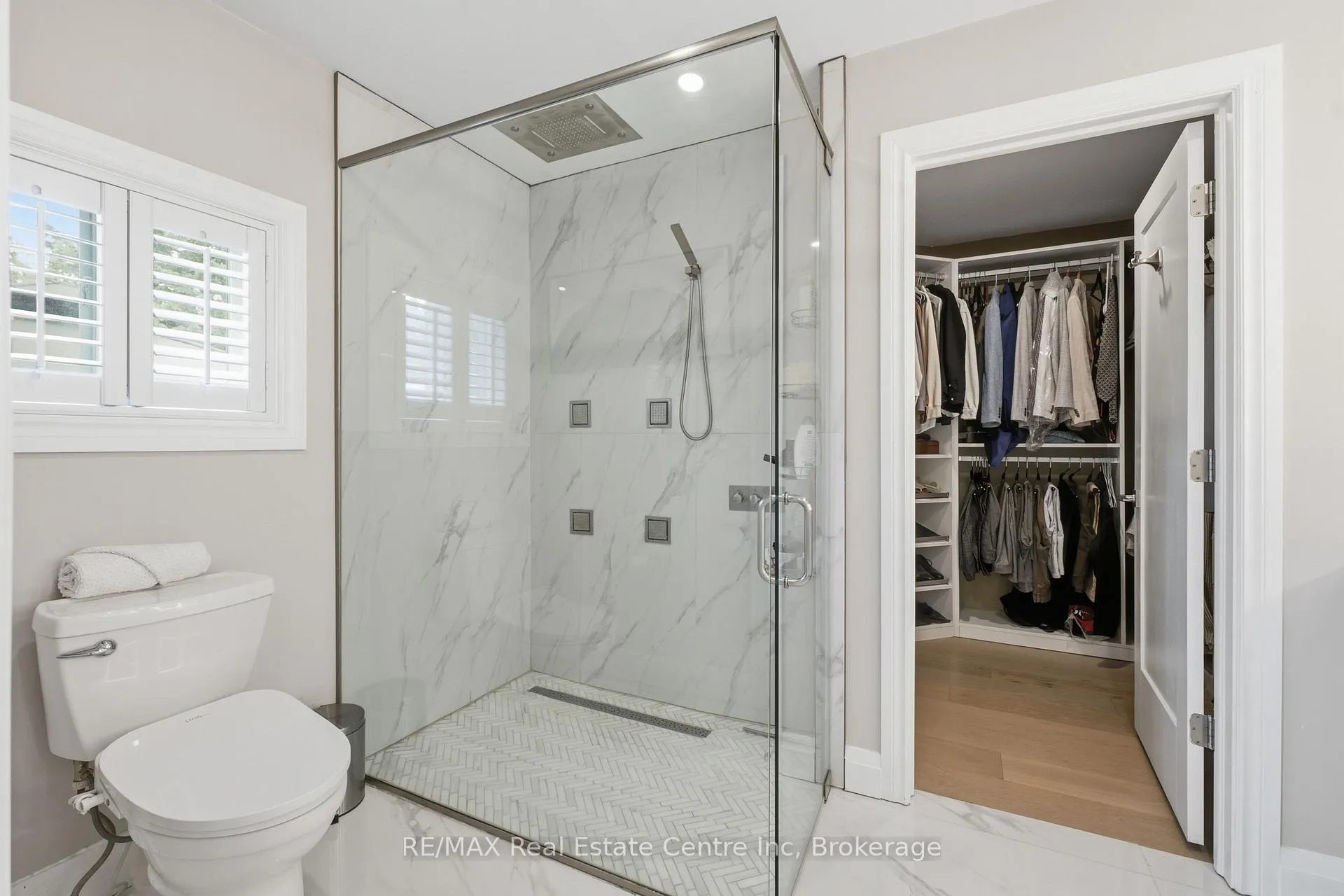 Photo 14 of 10 Calgary Avenue, Guelph, St. George's — HOMEH
