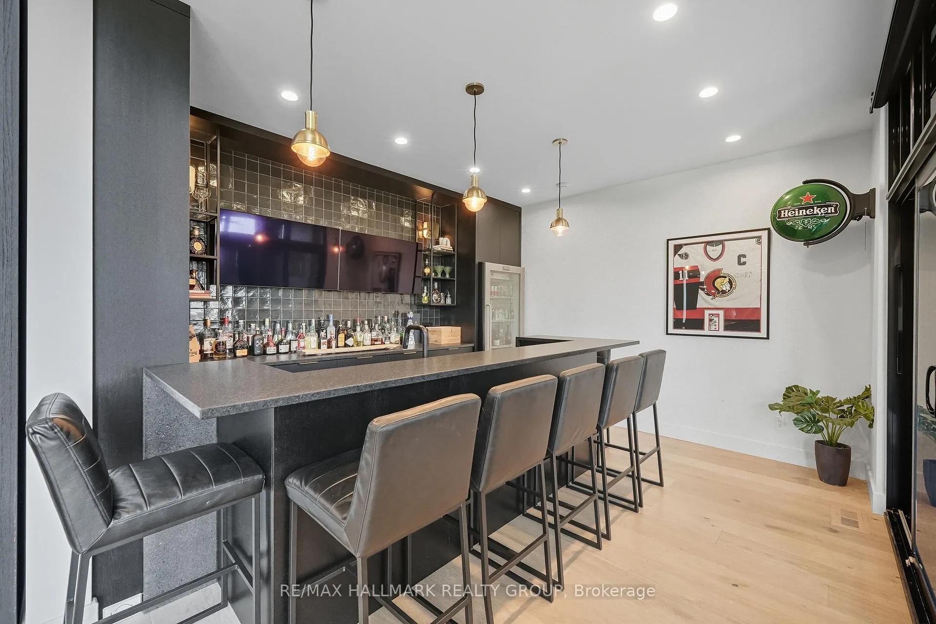 Photo 9 of 610 Gendarme Circle, Ottawa, Mer Bleue/Bradley Estates/Anderson Park — HOMEH