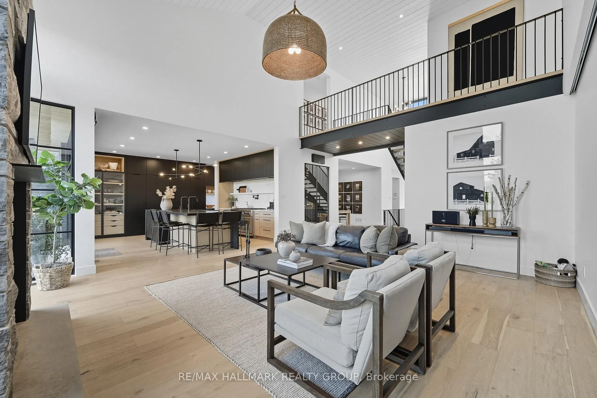Photo 11 of 610 Gendarme Circle, Ottawa, Mer Bleue/Bradley Estates/Anderson Park — HOMEH