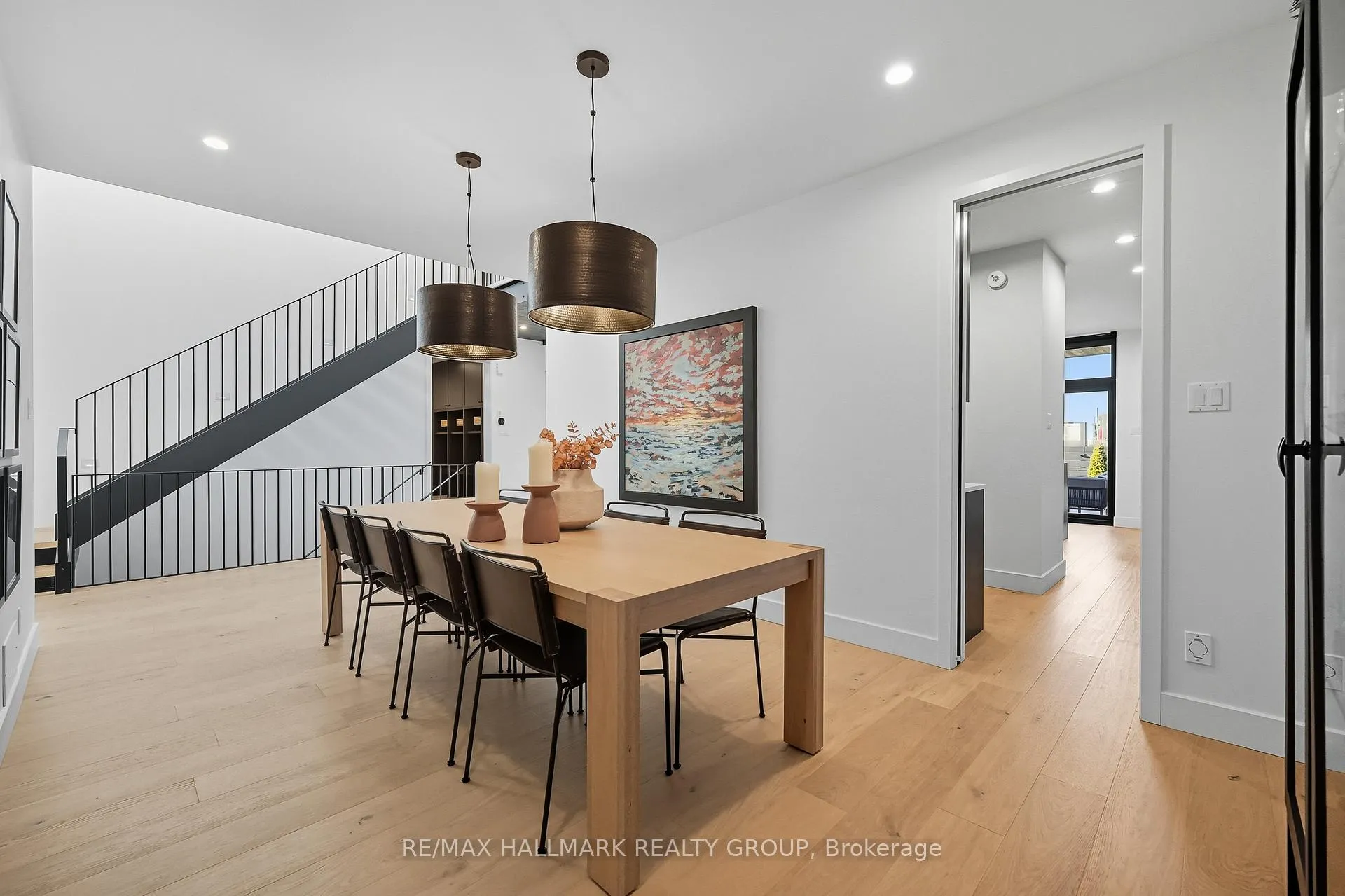 Photo 18 of 610 Gendarme Circle, Ottawa, Mer Bleue/Bradley Estates/Anderson Park — HOMEH
