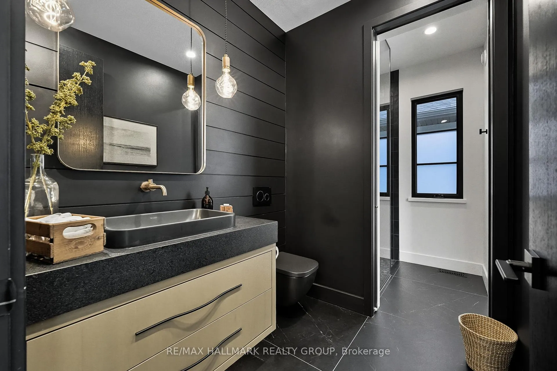 Photo 21 of 610 Gendarme Circle, Ottawa, Mer Bleue/Bradley Estates/Anderson Park — HOMEH