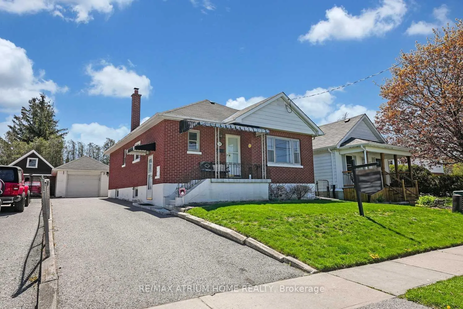 Photo 1 of 213 Conant Street, Oshawa, Lakeview — HOMEH