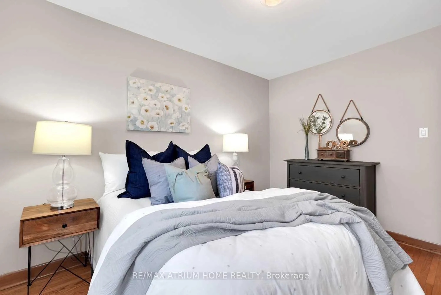 Photo 15 of 213 Conant Street, Oshawa, Lakeview — HOMEH
