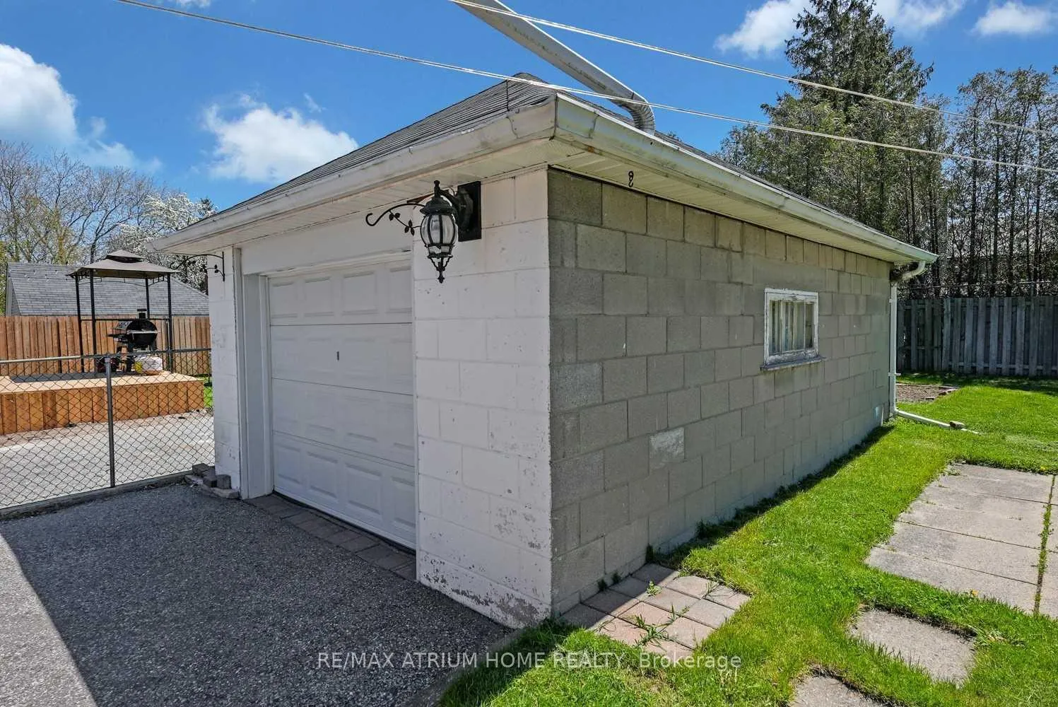 Photo 18 of 213 Conant Street, Oshawa, Lakeview — HOMEH