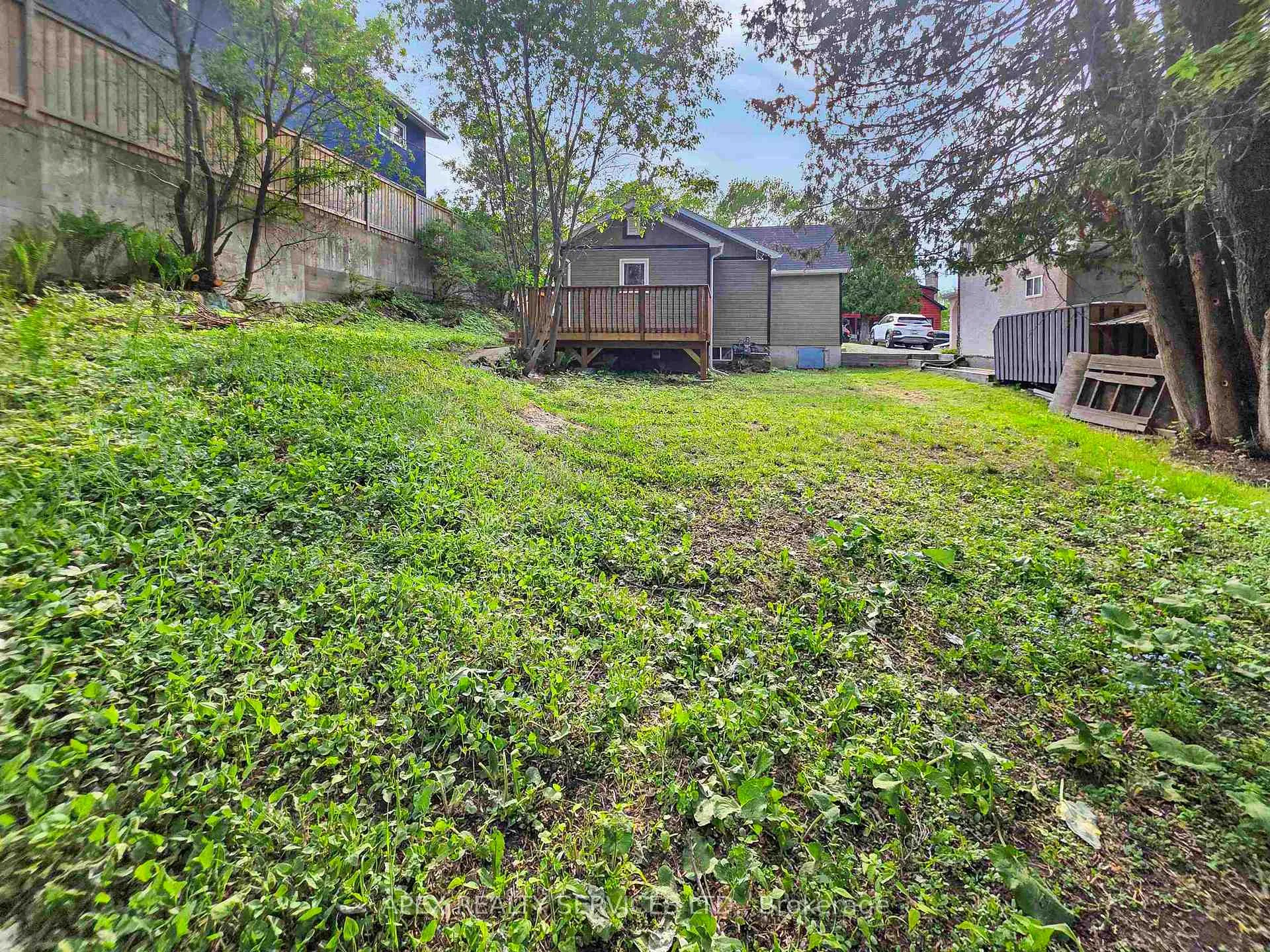 Photo 1 of 507 Fourth Avenue South, Kenora, Lakeside — HOMEH