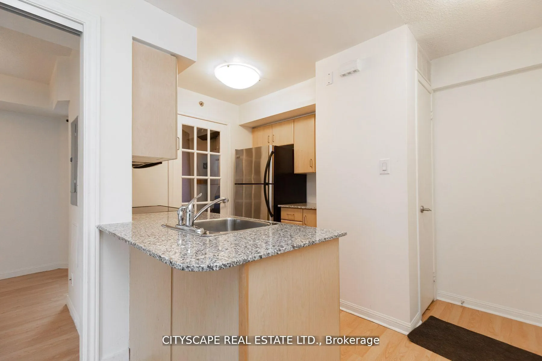 Photo 4 of Unit 1704, 80 Joe Shuster Way, Toronto, South Parkdale — HOMEH