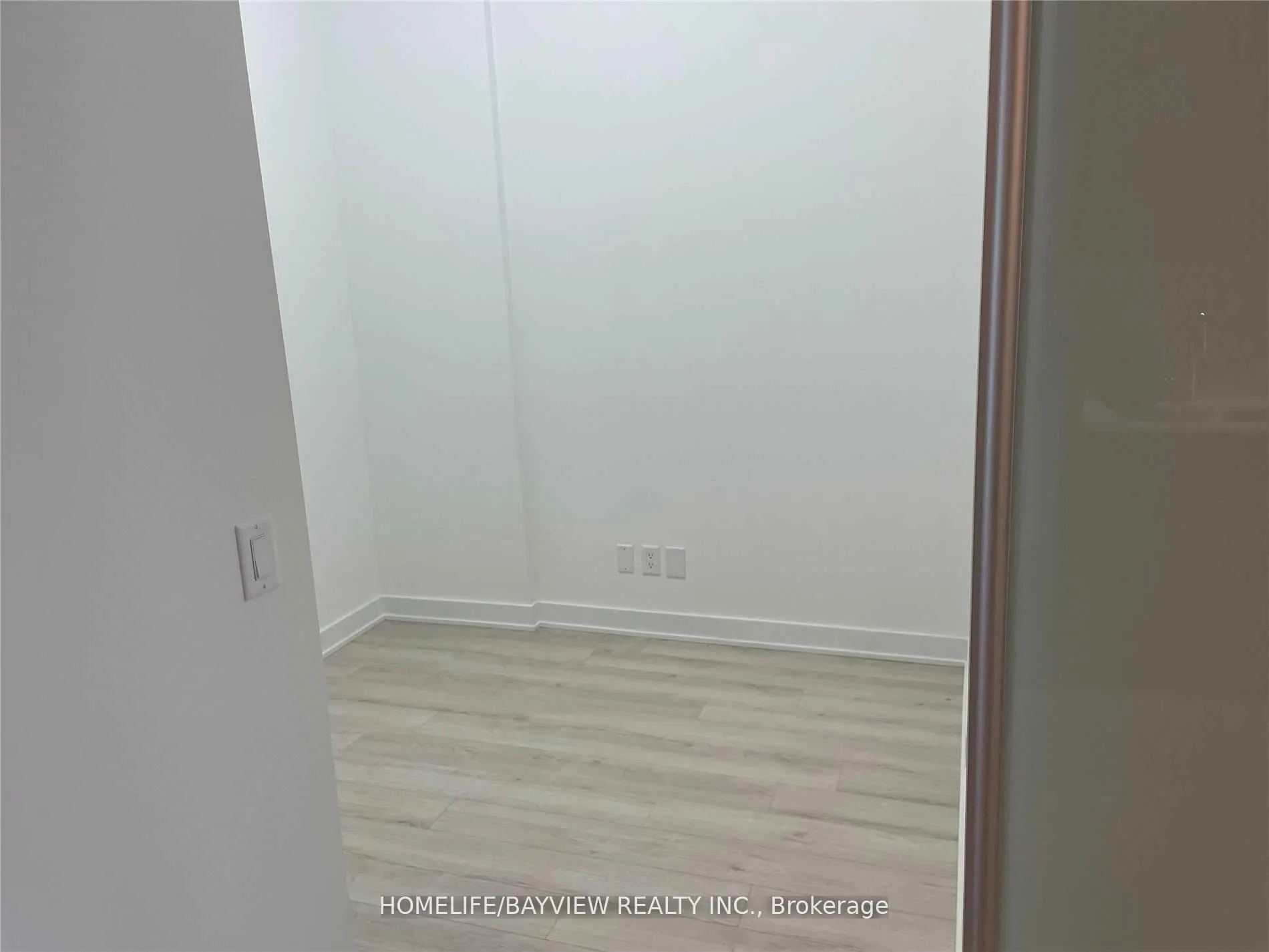 Photo 4 of Unit 514, 681 Yonge Street, Barrie, Painswick South — HOMEH