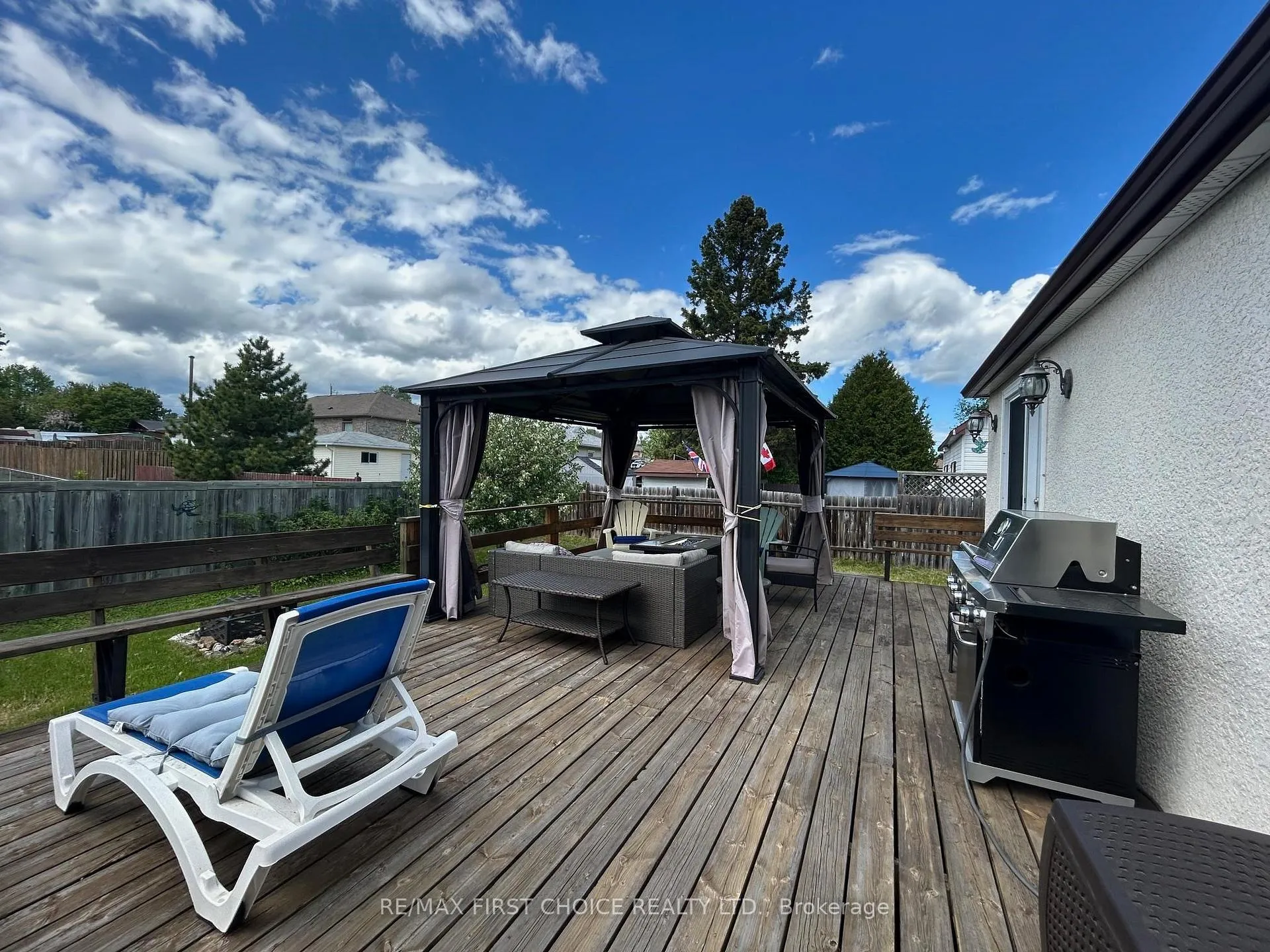 Photo 19 of 523 Hodder Avenue, Thunder Bay, Current River — HOMEH