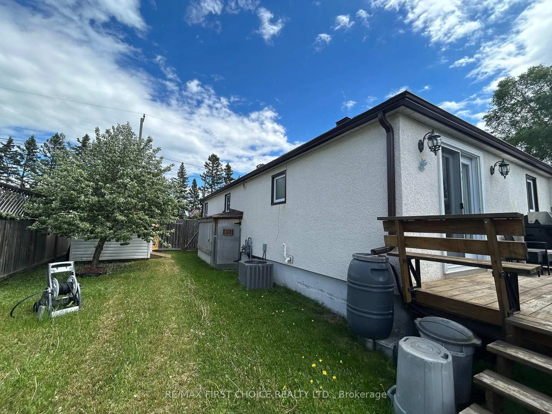 Photo 21 of 523 Hodder Avenue, Thunder Bay, Current River — HOMEH