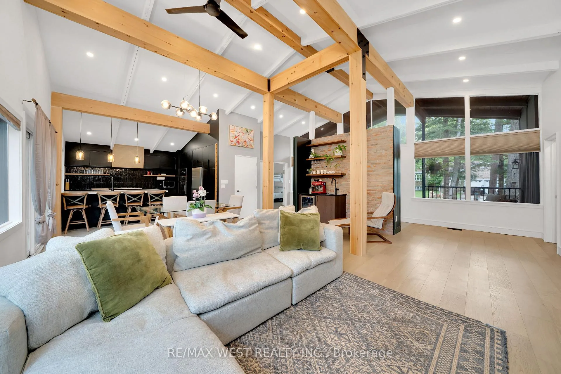 Photo 22 of 94 28th Street N, Wasaga Beach — HOMEH