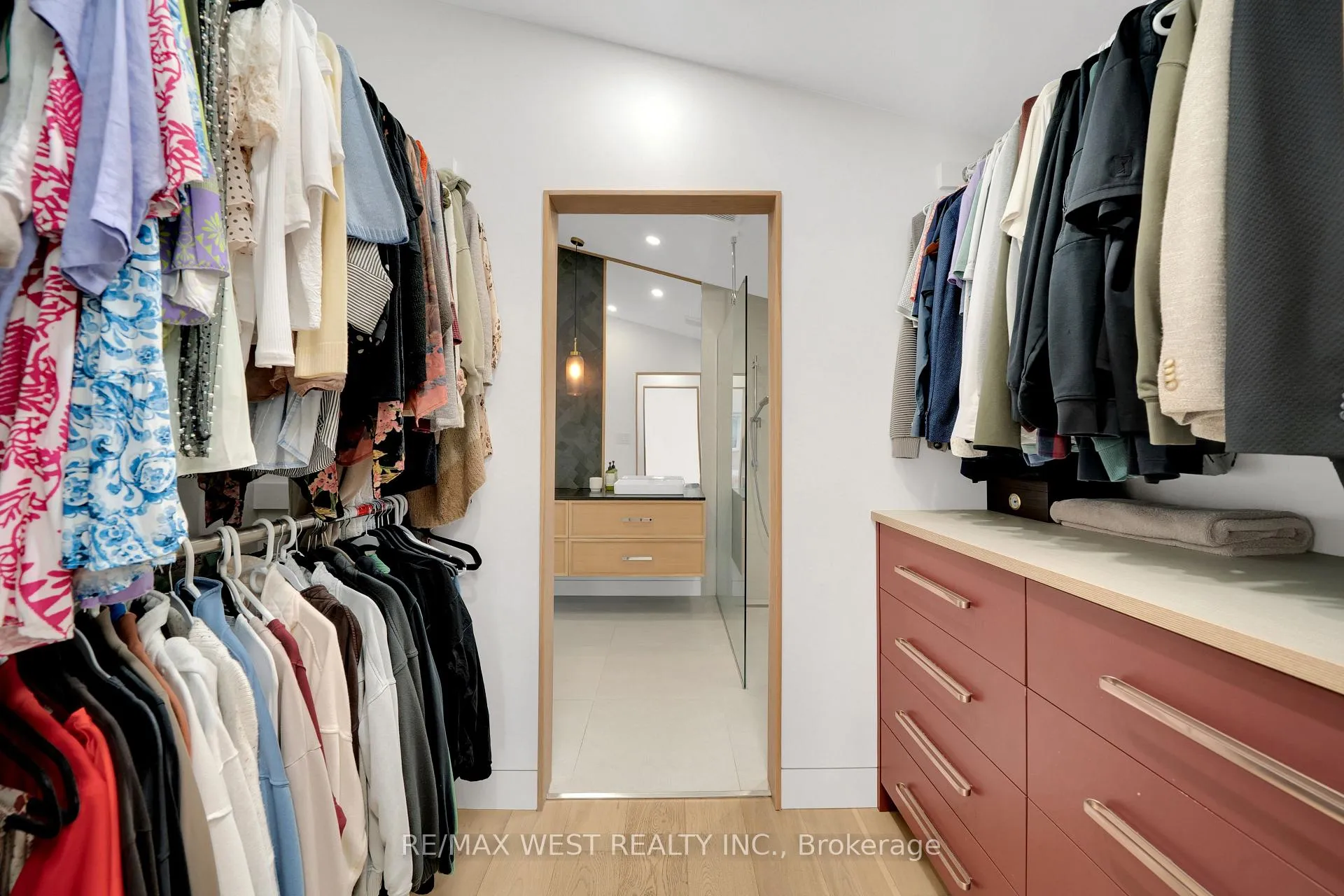 Photo 25 of 94 28th Street N, Wasaga Beach — HOMEH