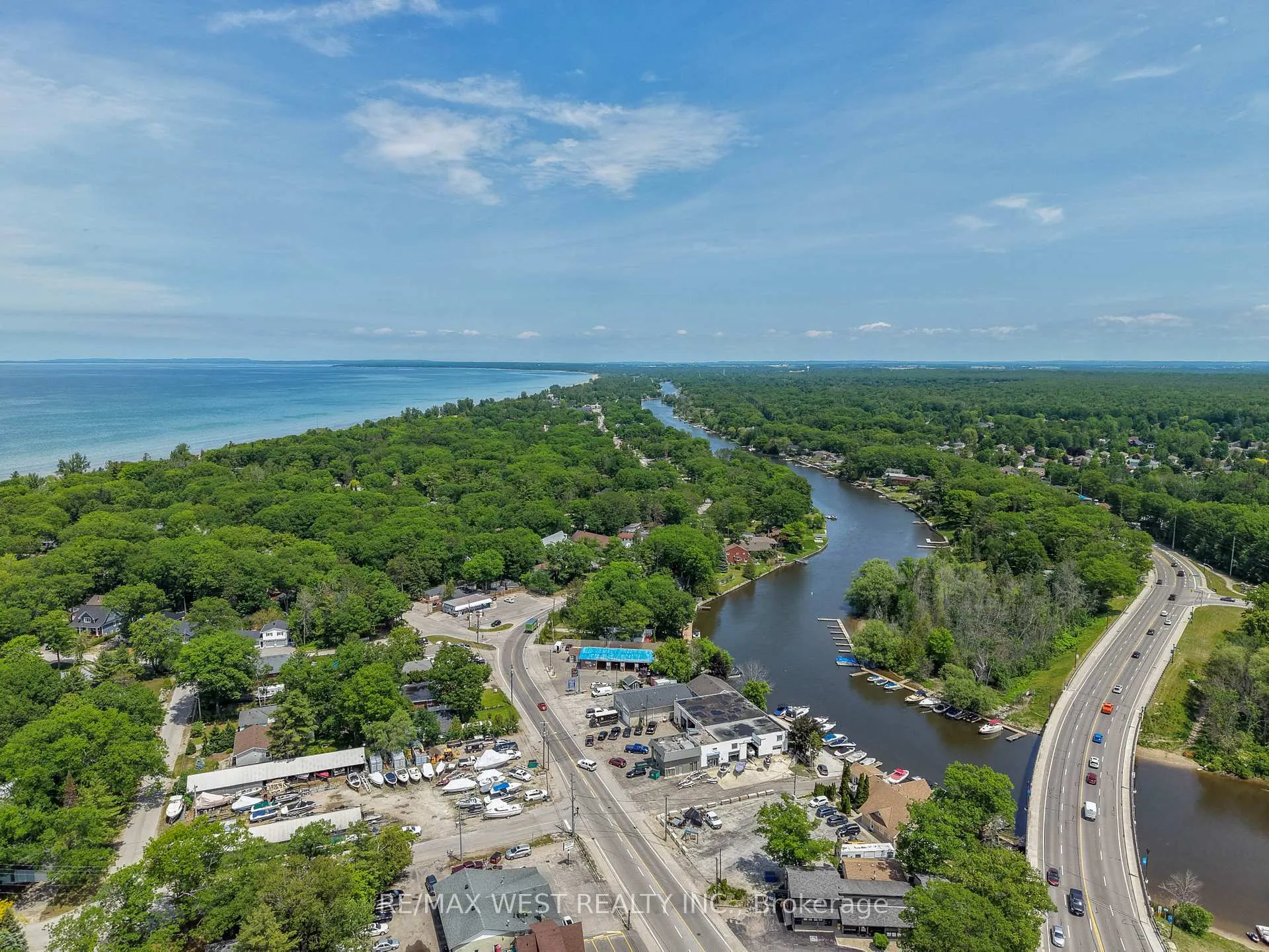 Photo 44 of 94 28th Street N, Wasaga Beach — HOMEH
