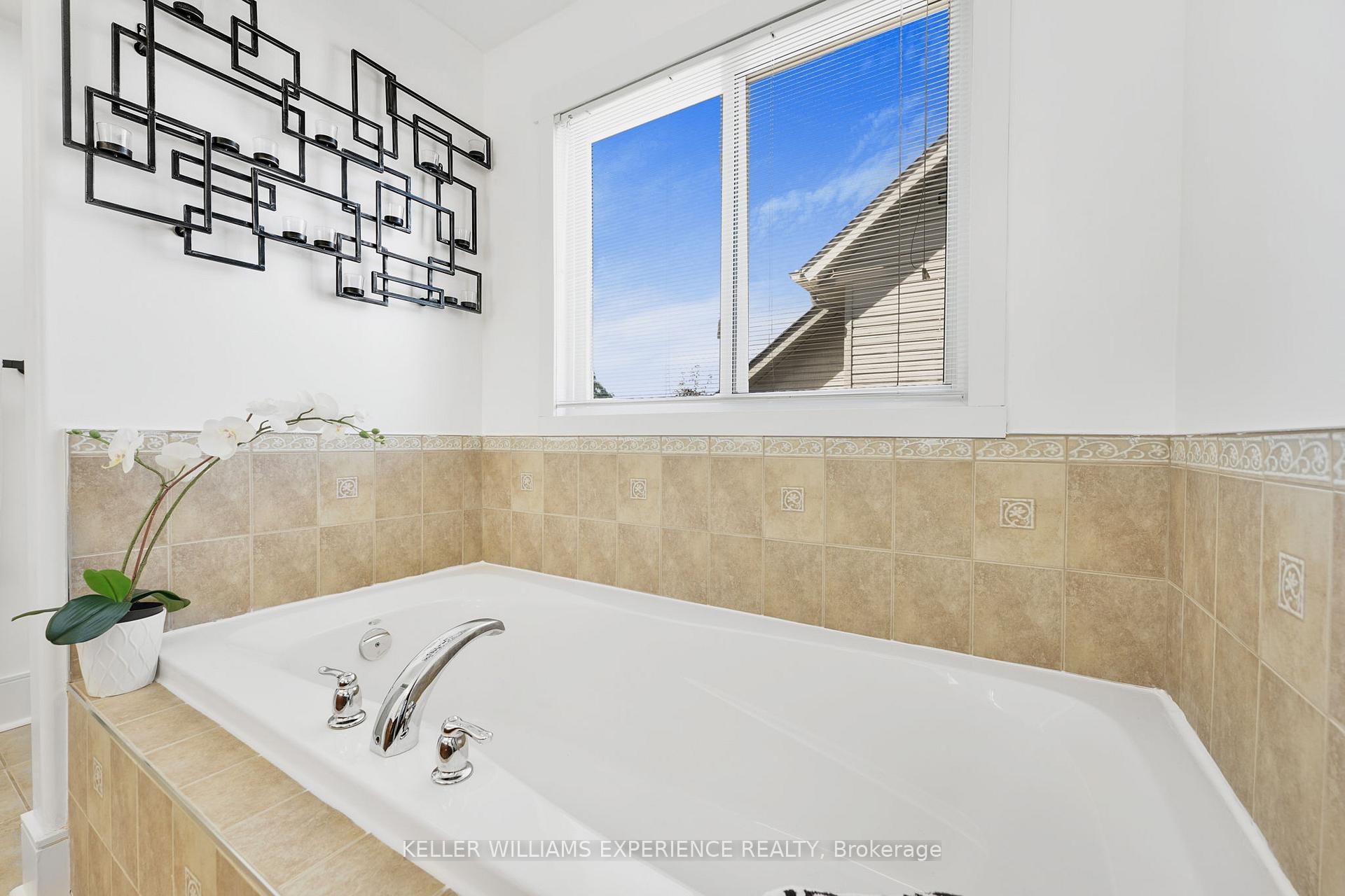 Photo 23 of 20 Armeda Clow Crescent, Essa, Angus — HOMEH