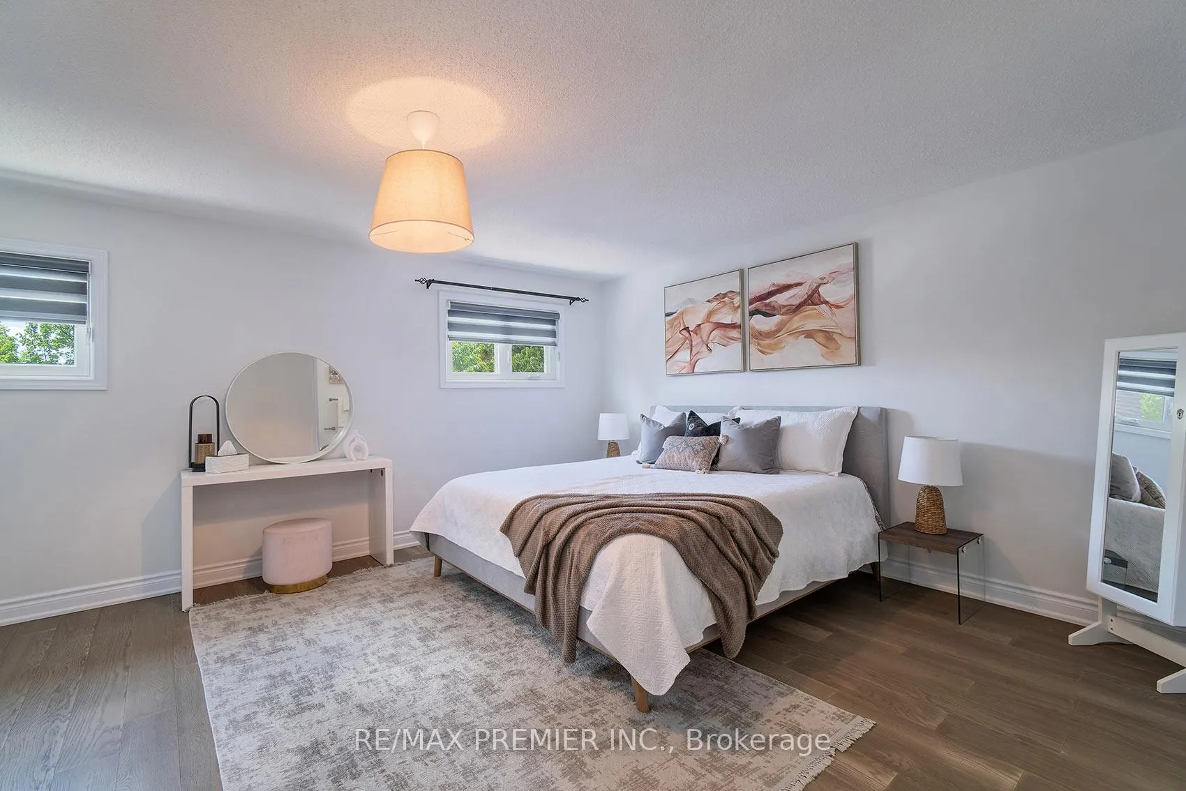 Photo 14 of 2 Prestwick Avenue, Vaughan, Maple — HOMEH