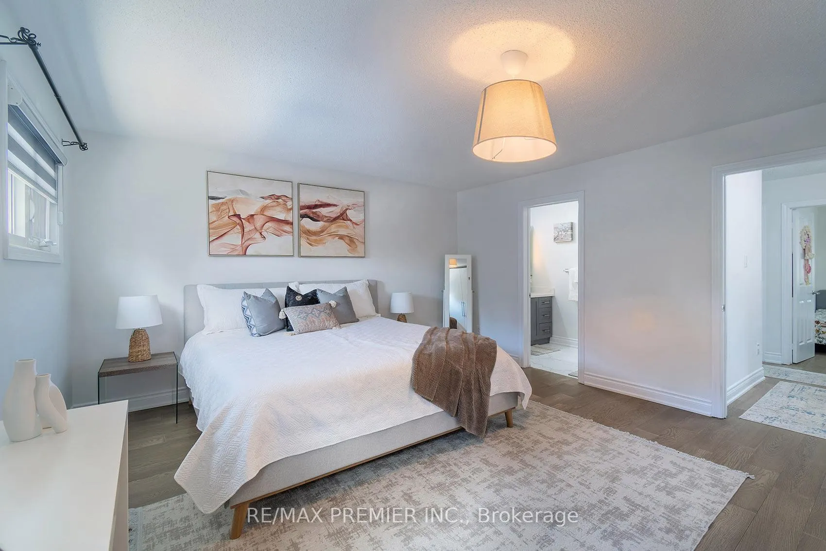 Photo 16 of 2 Prestwick Avenue, Vaughan, Maple — HOMEH