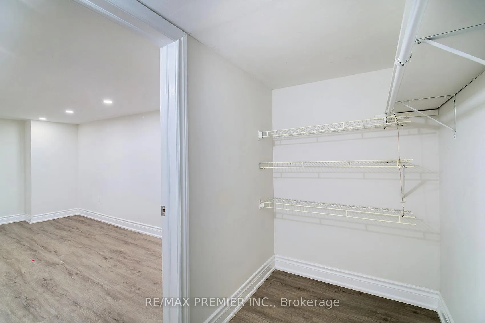 Photo 28 of 2 Prestwick Avenue, Vaughan, Maple — HOMEH