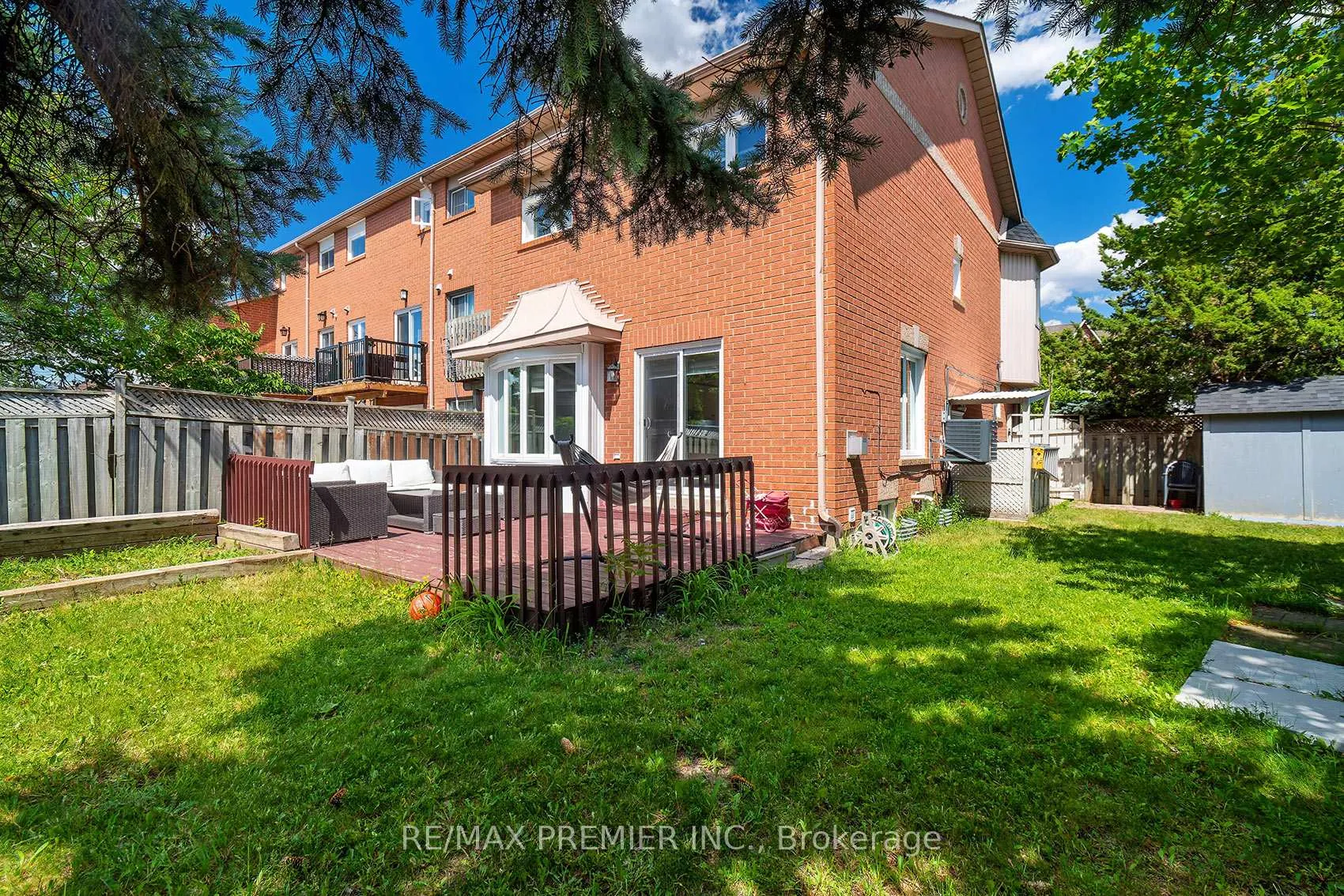 Photo 32 of 2 Prestwick Avenue, Vaughan, Maple — HOMEH