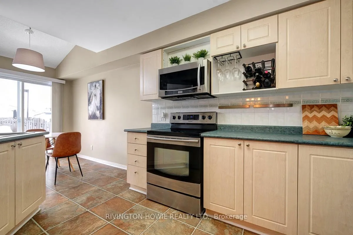 Photo 15 of 19 Calaveras Avenue, Ottawa, Barrhaven - Longfields — HOMEH