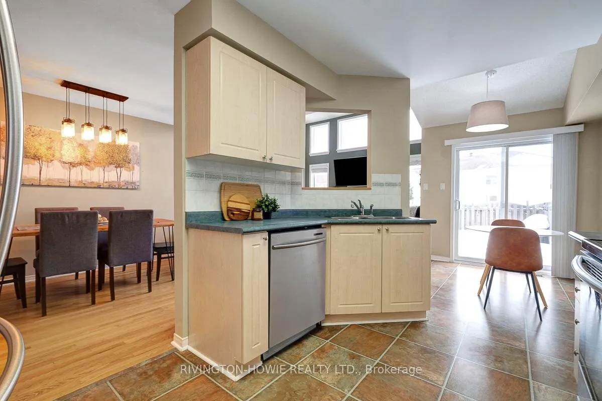 Photo 18 of 19 Calaveras Avenue, Ottawa, Barrhaven - Longfields — HOMEH
