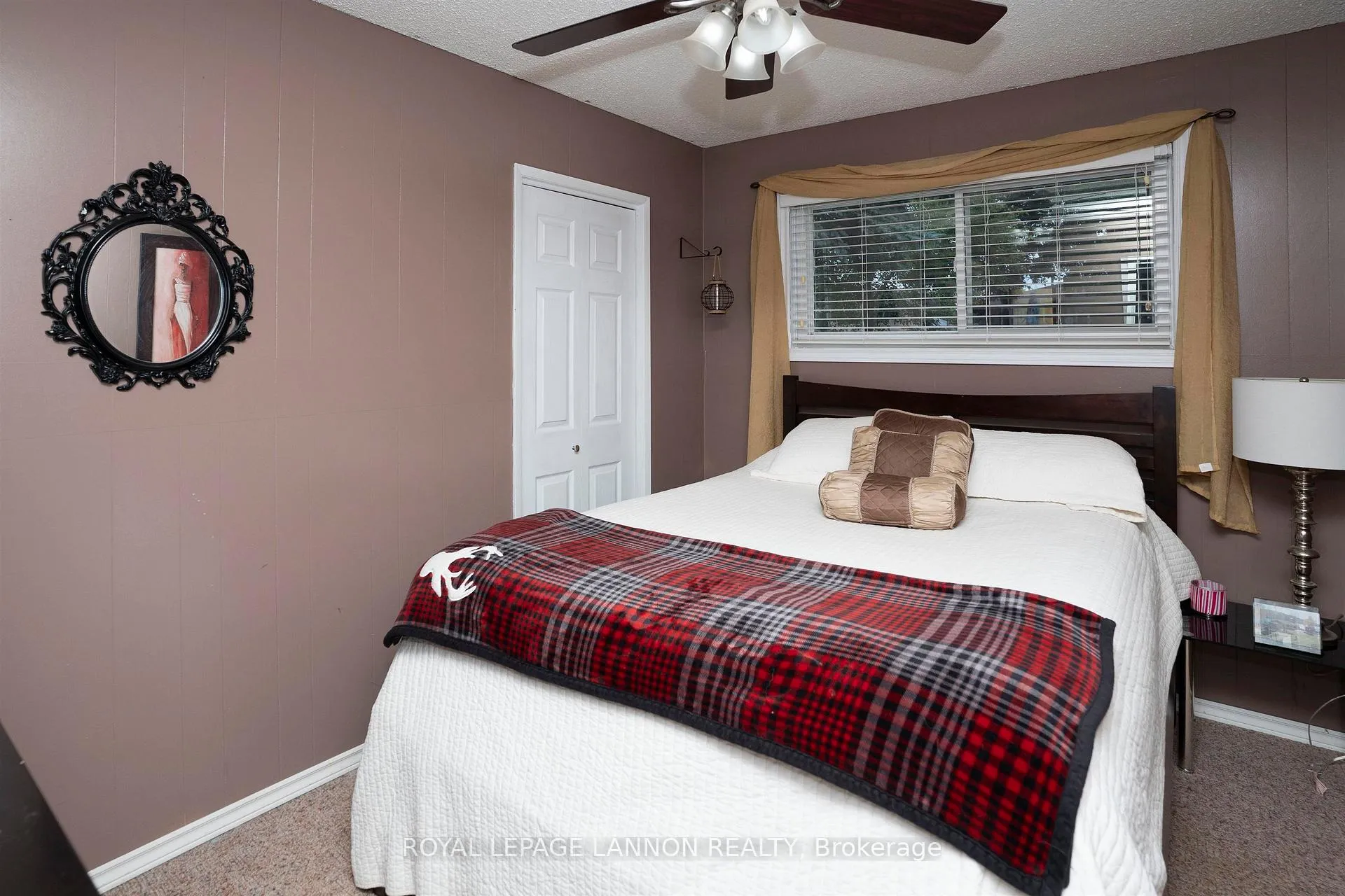 Photo 15 of 425 Chelsea Cres., Thunder Bay, John Street North — HOMEH