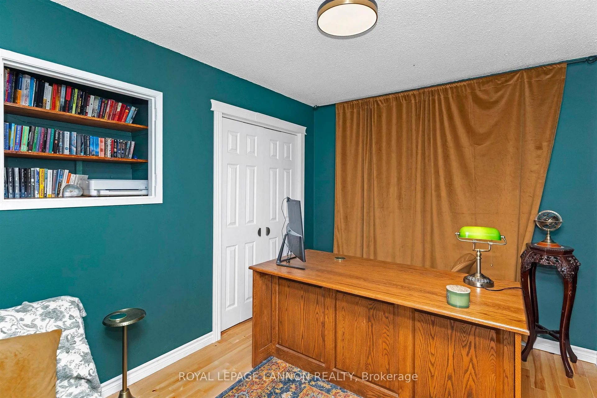 Photo 21 of 425 Chelsea Cres., Thunder Bay, John Street North — HOMEH