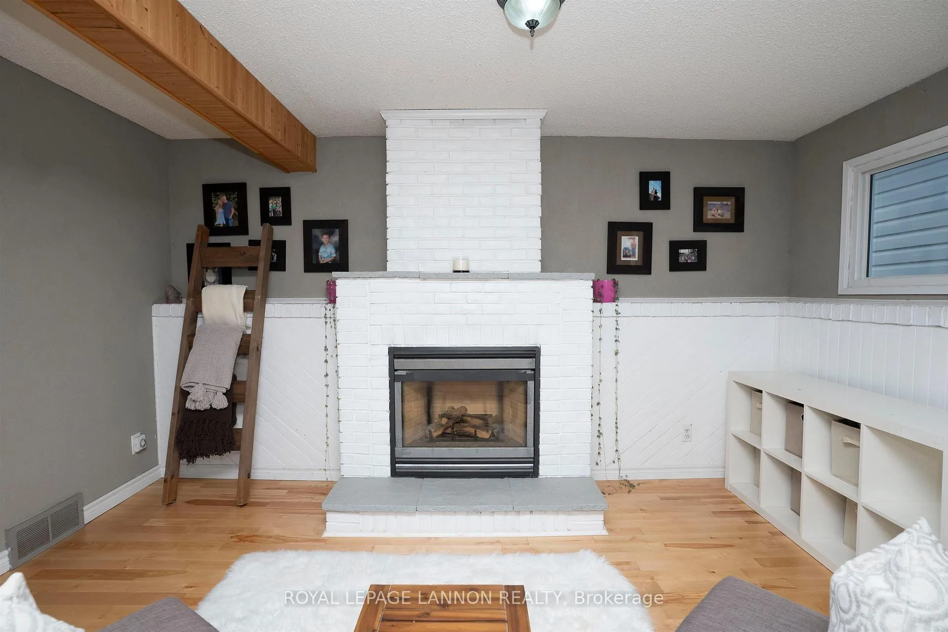 Photo 27 of 425 Chelsea Cres., Thunder Bay, John Street North — HOMEH