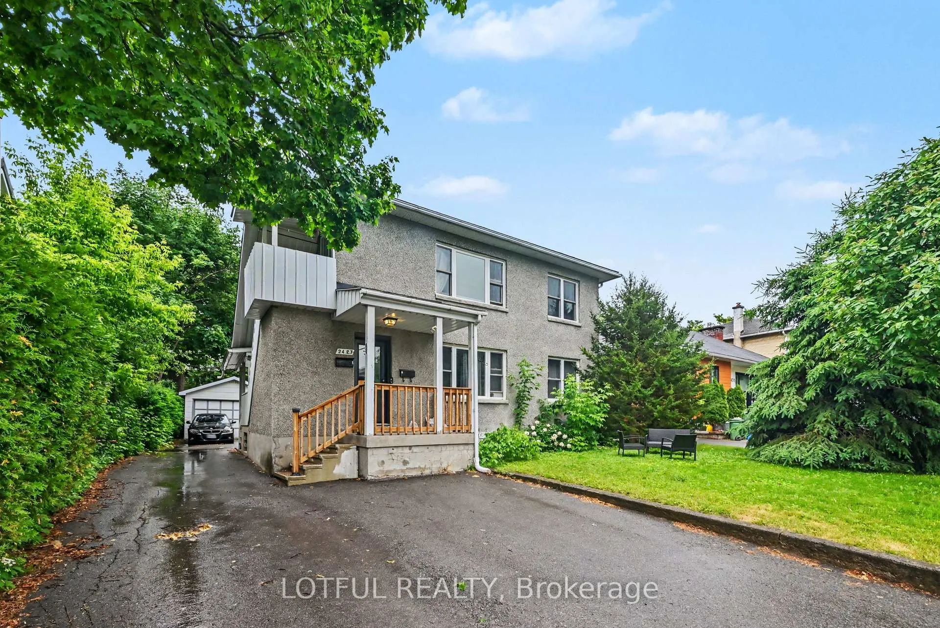 Photo 2 of Unit 3, 2427 Chasseur Avenue, Ottawa, Heron Park — HOMEH