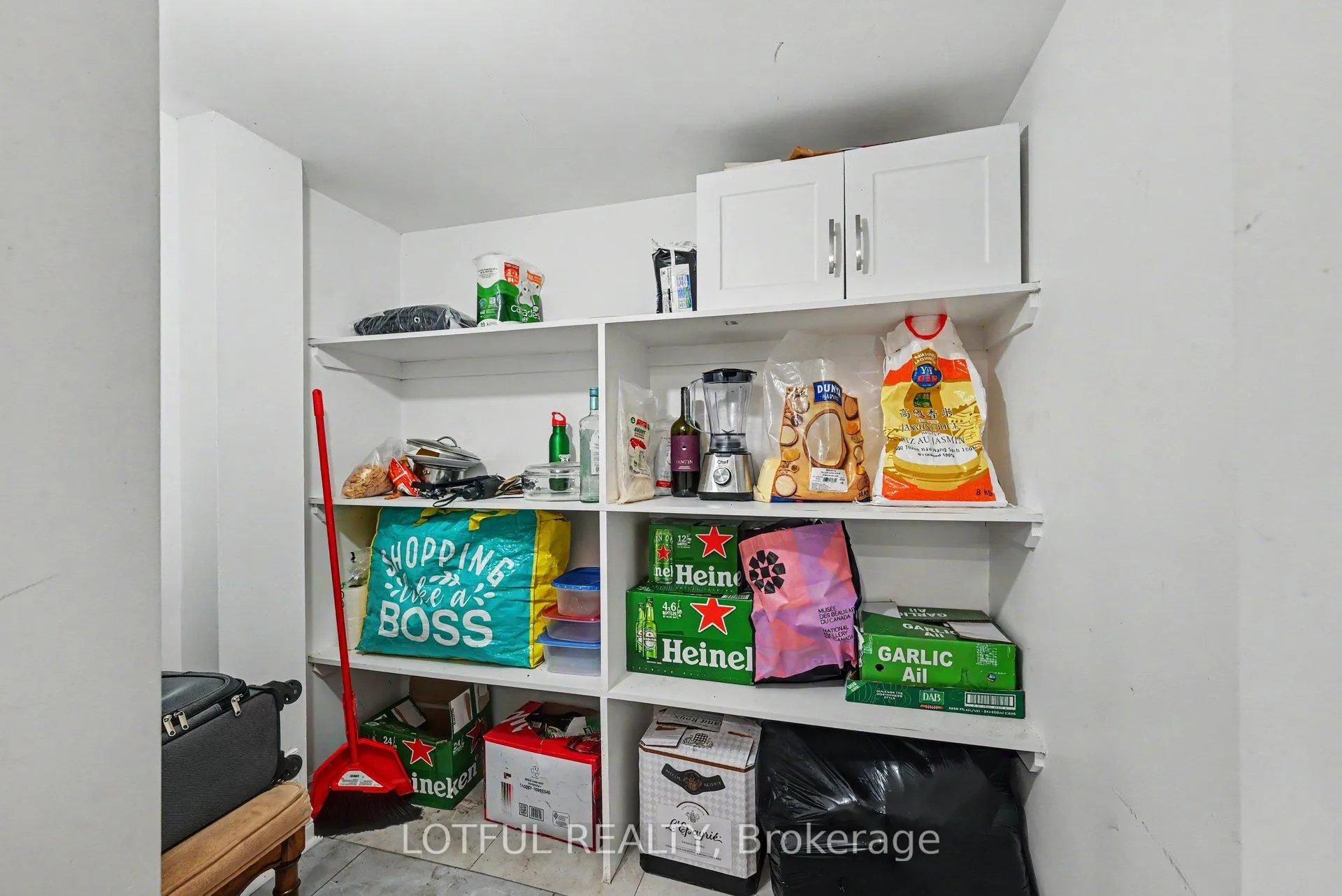 Photo 10 of Unit 3, 2427 Chasseur Avenue, Ottawa, Heron Park — HOMEH