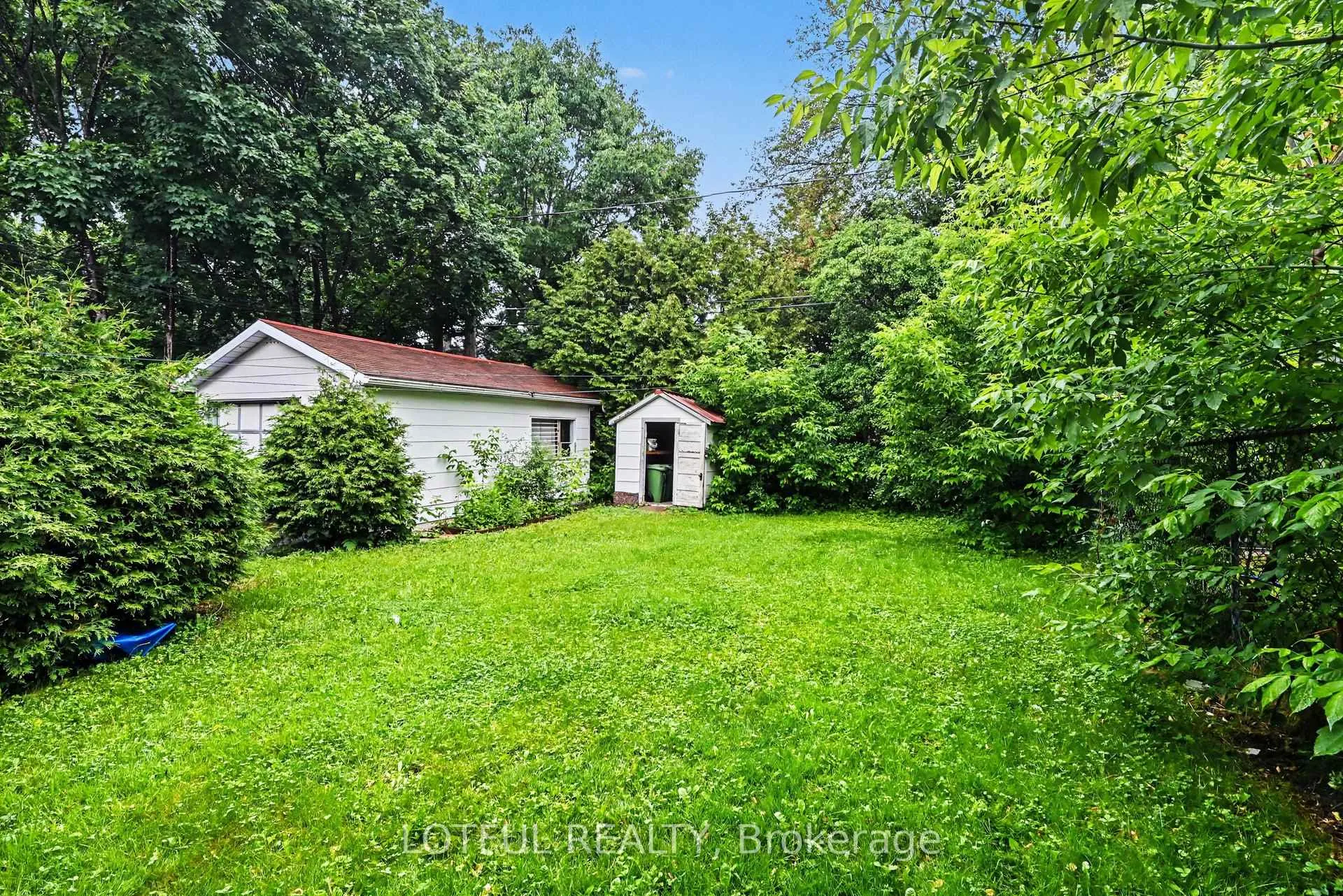 Photo 20 of Unit 3, 2427 Chasseur Avenue, Ottawa, Heron Park — HOMEH