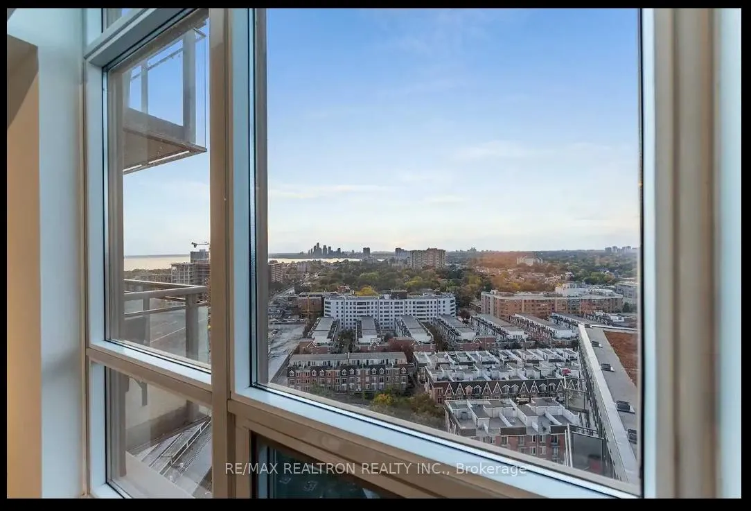 Photo 15 of Unit 2010, 38 Joe Shuster Way, Toronto, South Parkdale — HOMEH