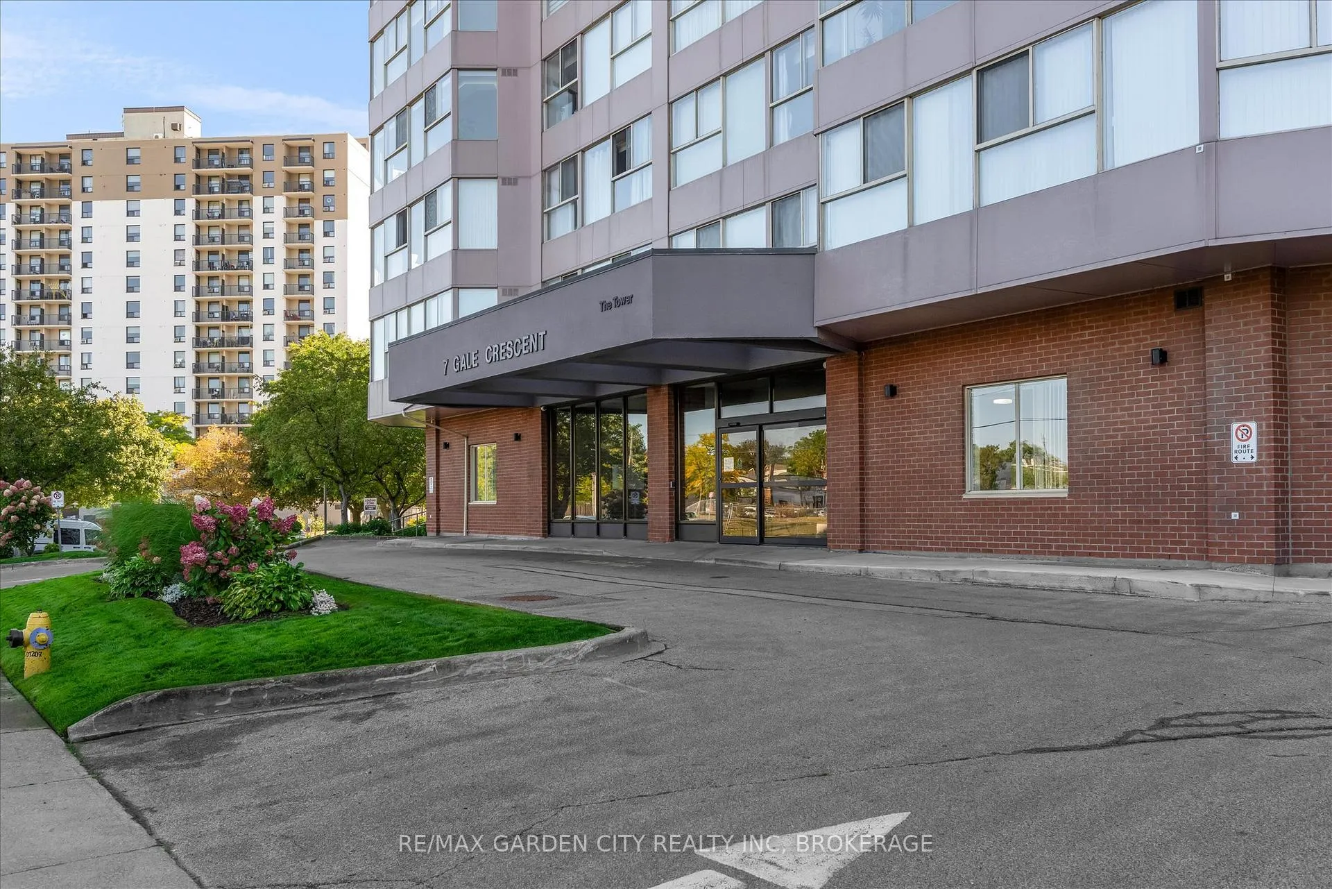 Photo 3 of Unit 1111, 7 Gale Crescent, St. Catharines, E. Chester — HOMEH