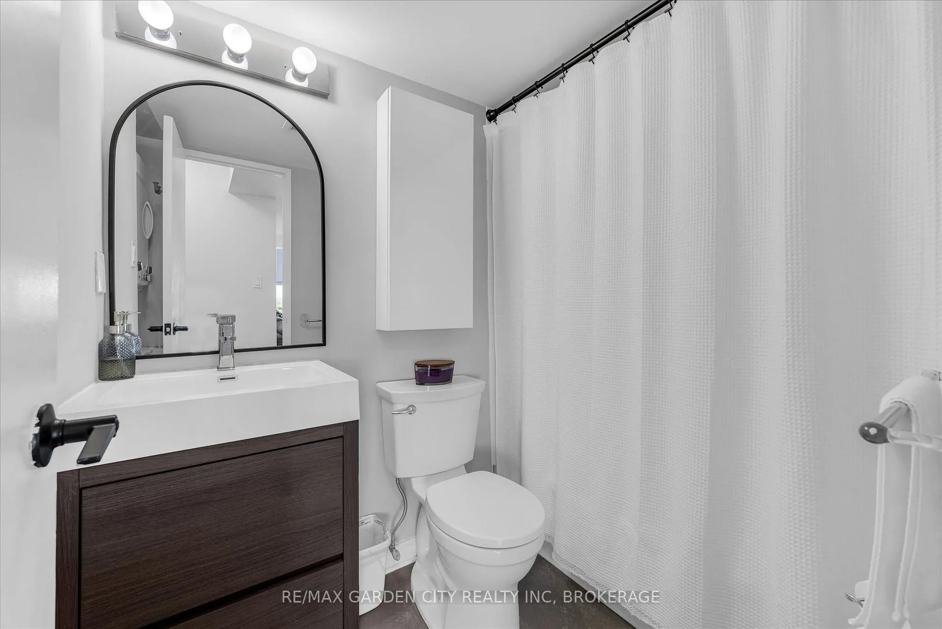 Photo 21 of Unit 1111, 7 Gale Crescent, St. Catharines, E. Chester — HOMEH