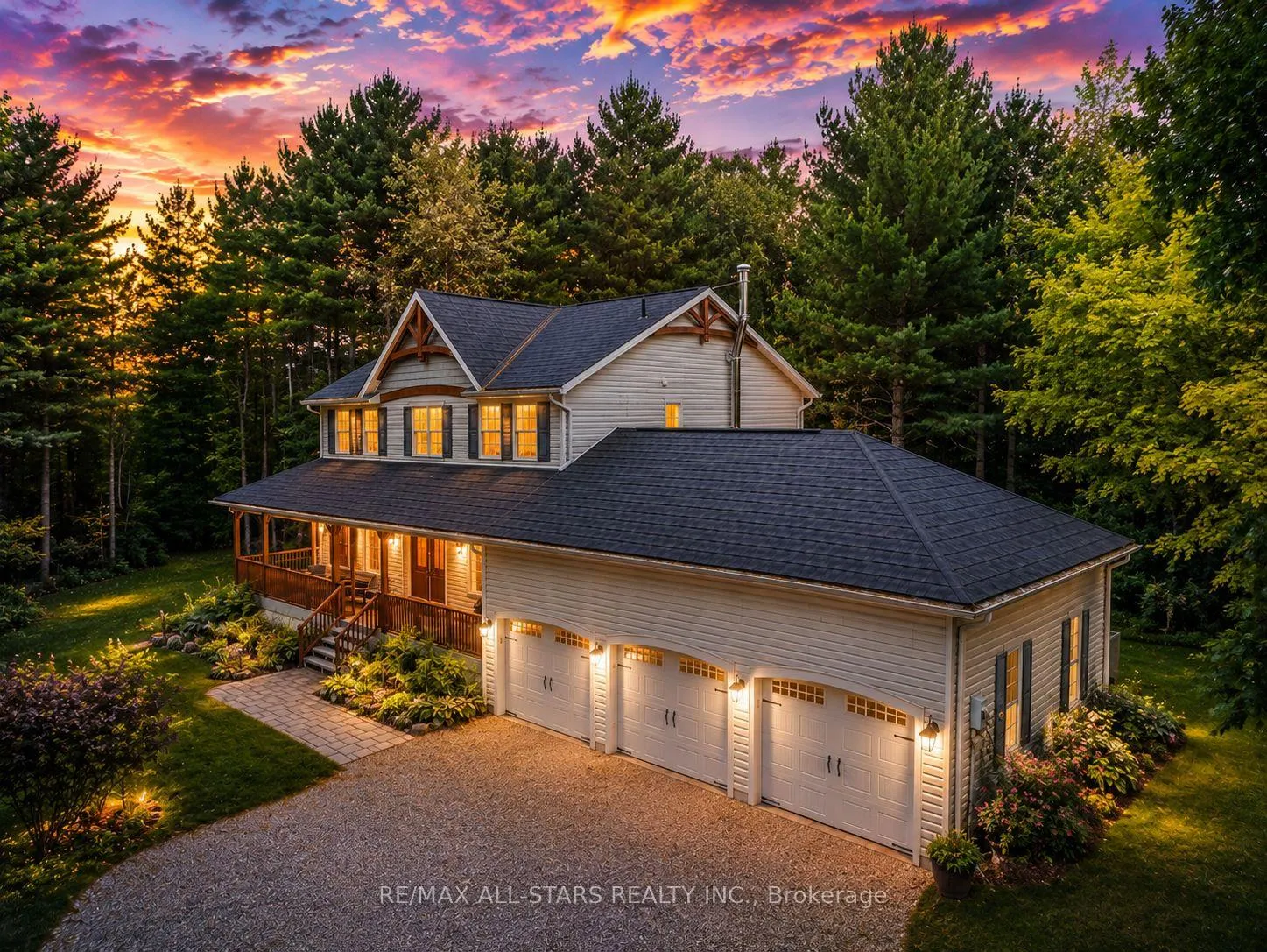 Photo 3 of 29 Robert Boulevard, Springwater, Hillsdale — HOMEH