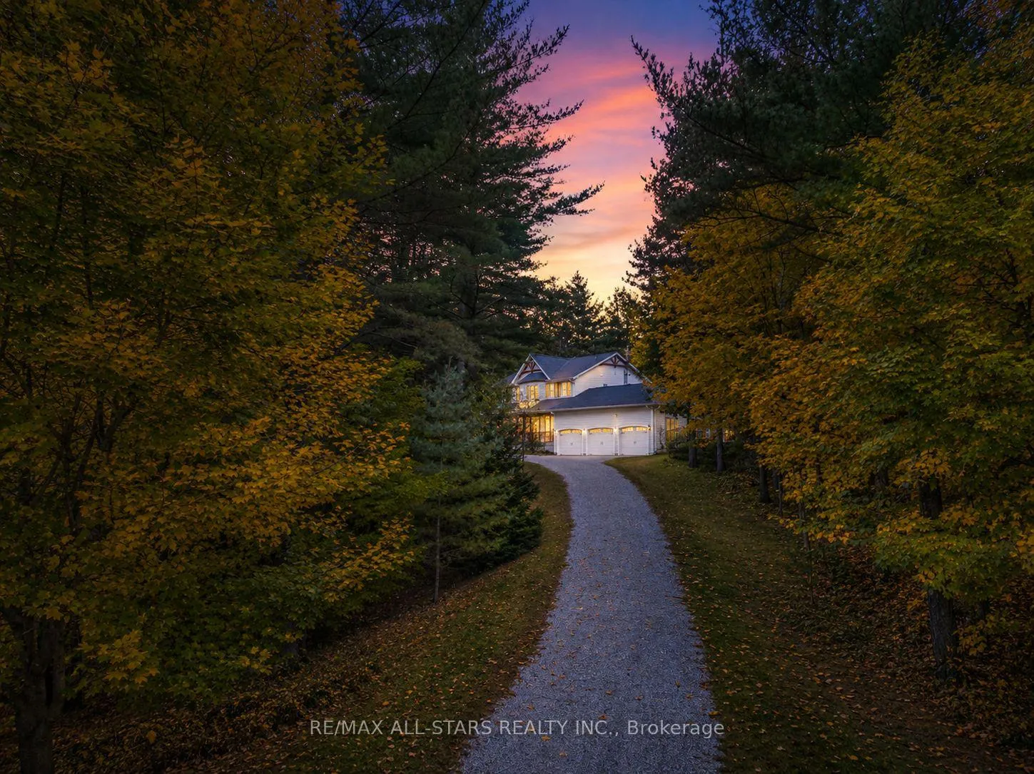 Photo 2 of 29 Robert Boulevard, Springwater, Hillsdale — HOMEH