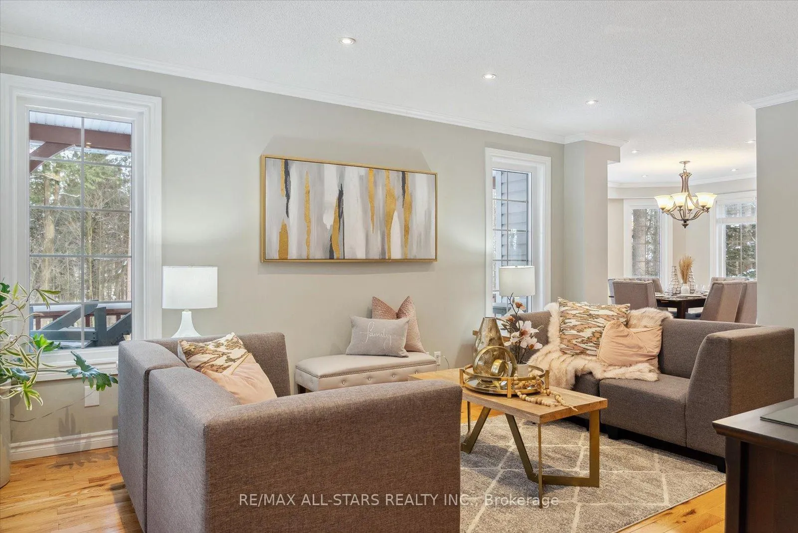 Photo 9 of 29 Robert Boulevard, Springwater, Hillsdale — HOMEH