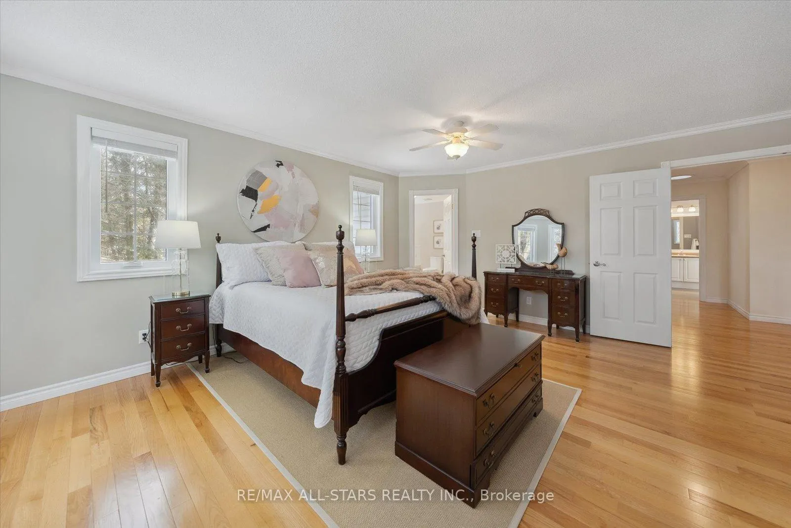 Photo 25 of 29 Robert Boulevard, Springwater, Hillsdale — HOMEH