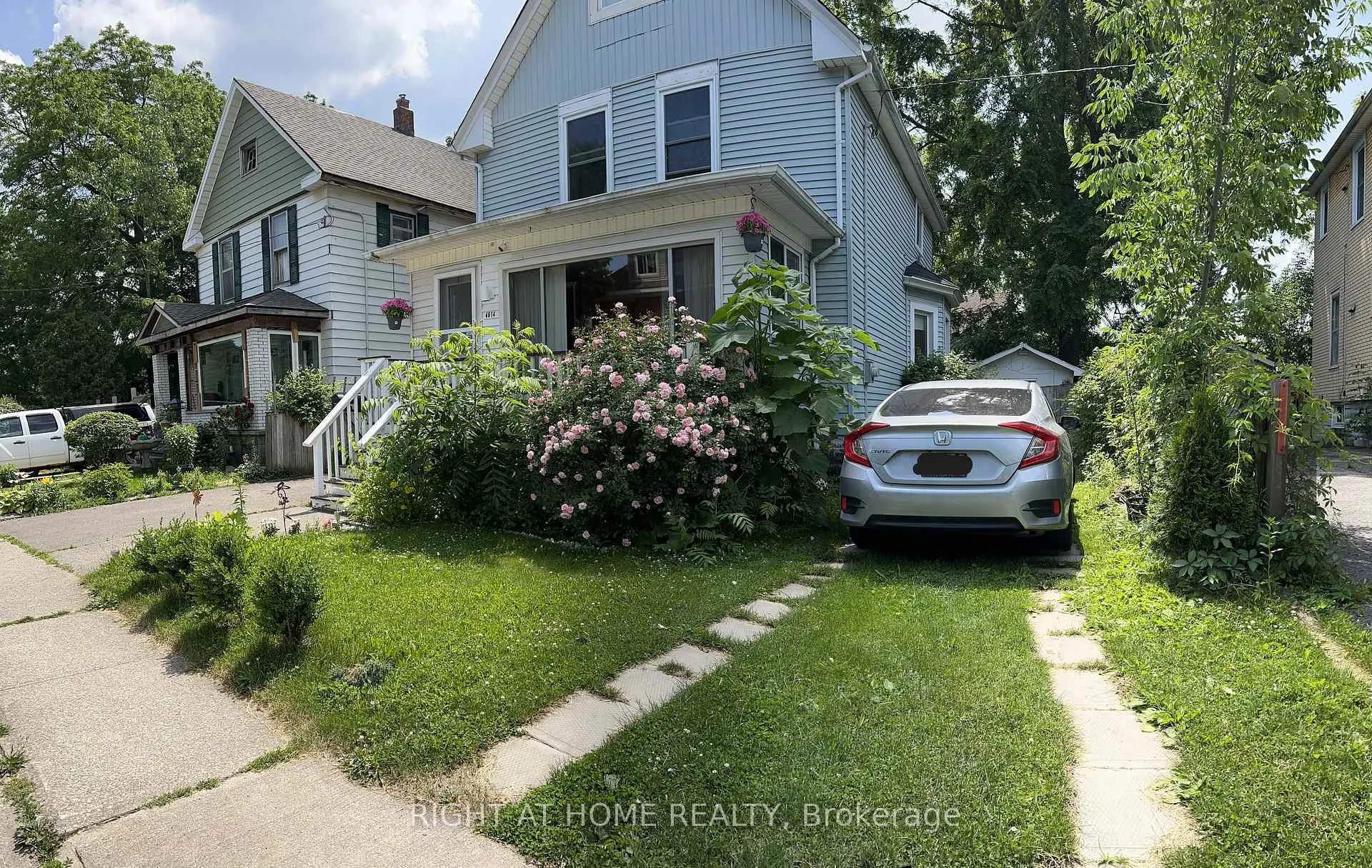 Front of 4614 Eastwood Crescent