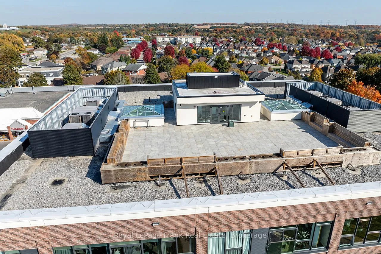 Photo 5 of Unit 306, 109 King Avenue E, Clarington, Newcastle — HOMEH