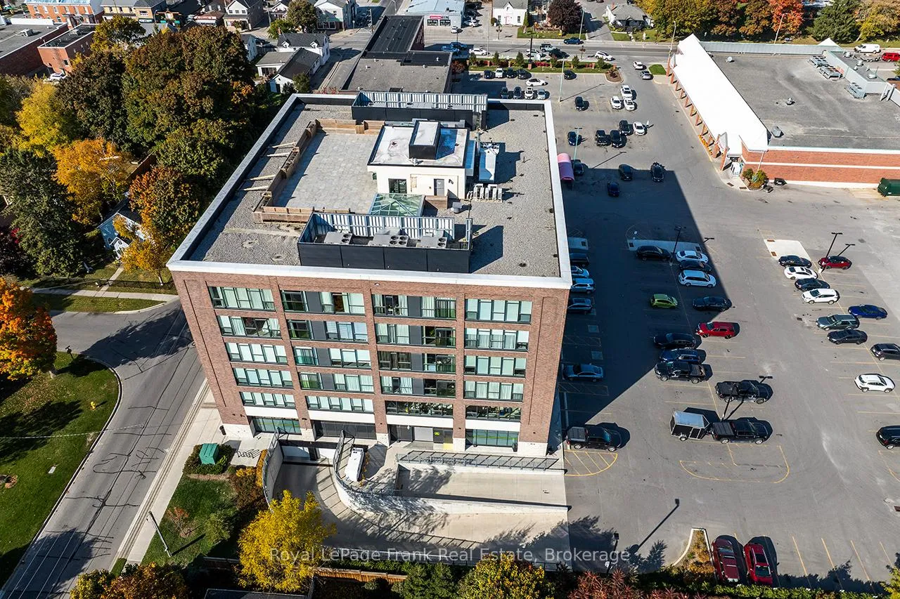 Photo 6 of Unit 306, 109 King Avenue E, Clarington, Newcastle — HOMEH