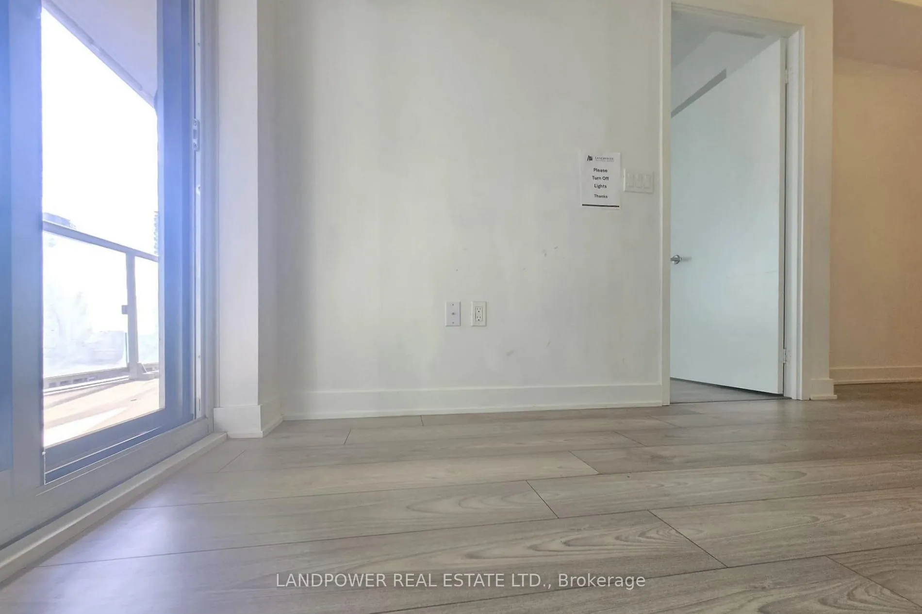Photo 7 of Unit 2508, 99 Broadway Avenue, Toronto, Mount Pleasant West — HOMEH