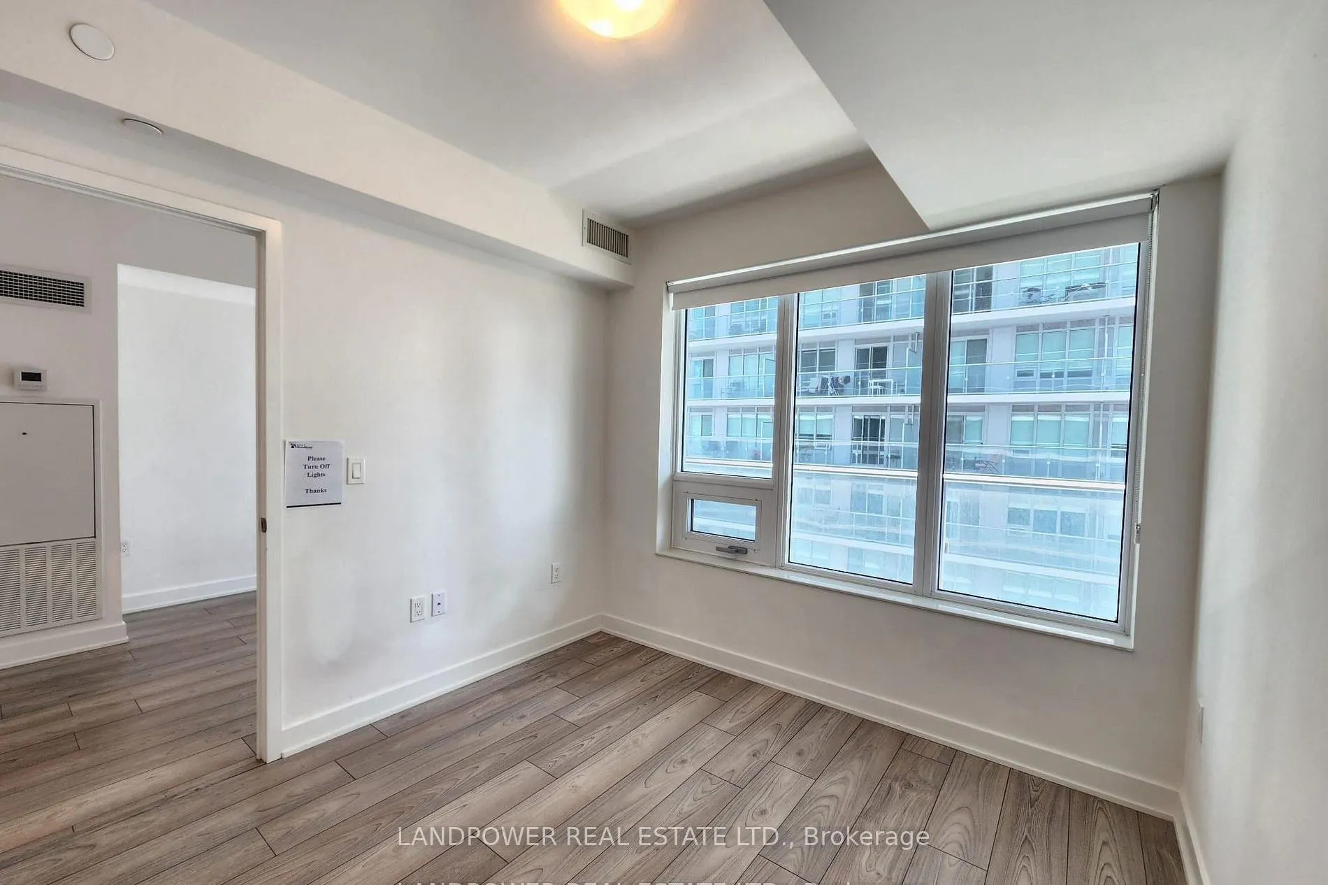 Photo 10 of Unit 2508, 99 Broadway Avenue, Toronto, Mount Pleasant West — HOMEH